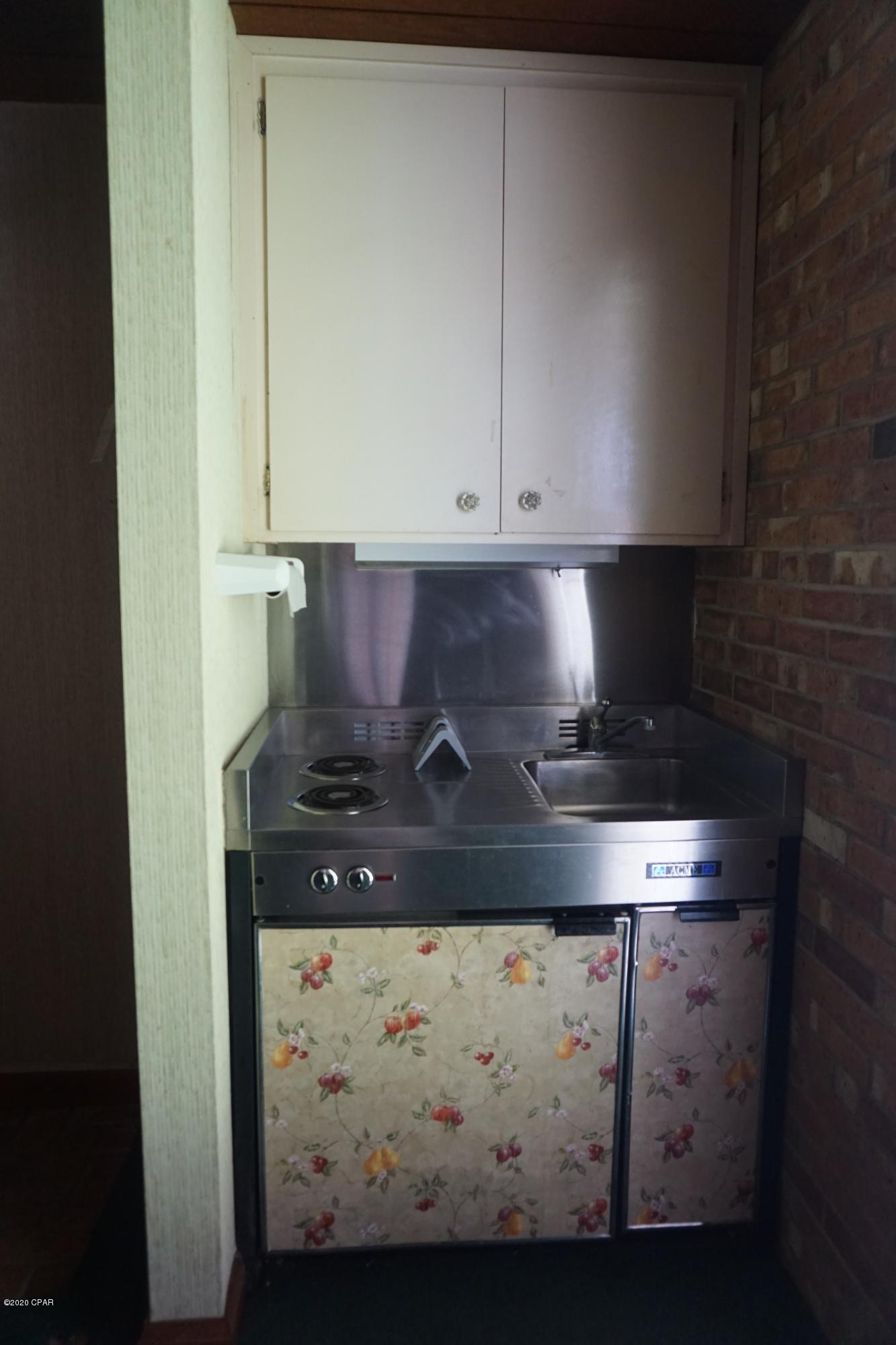 [No Recorded Subdiv] - Commercial Sale