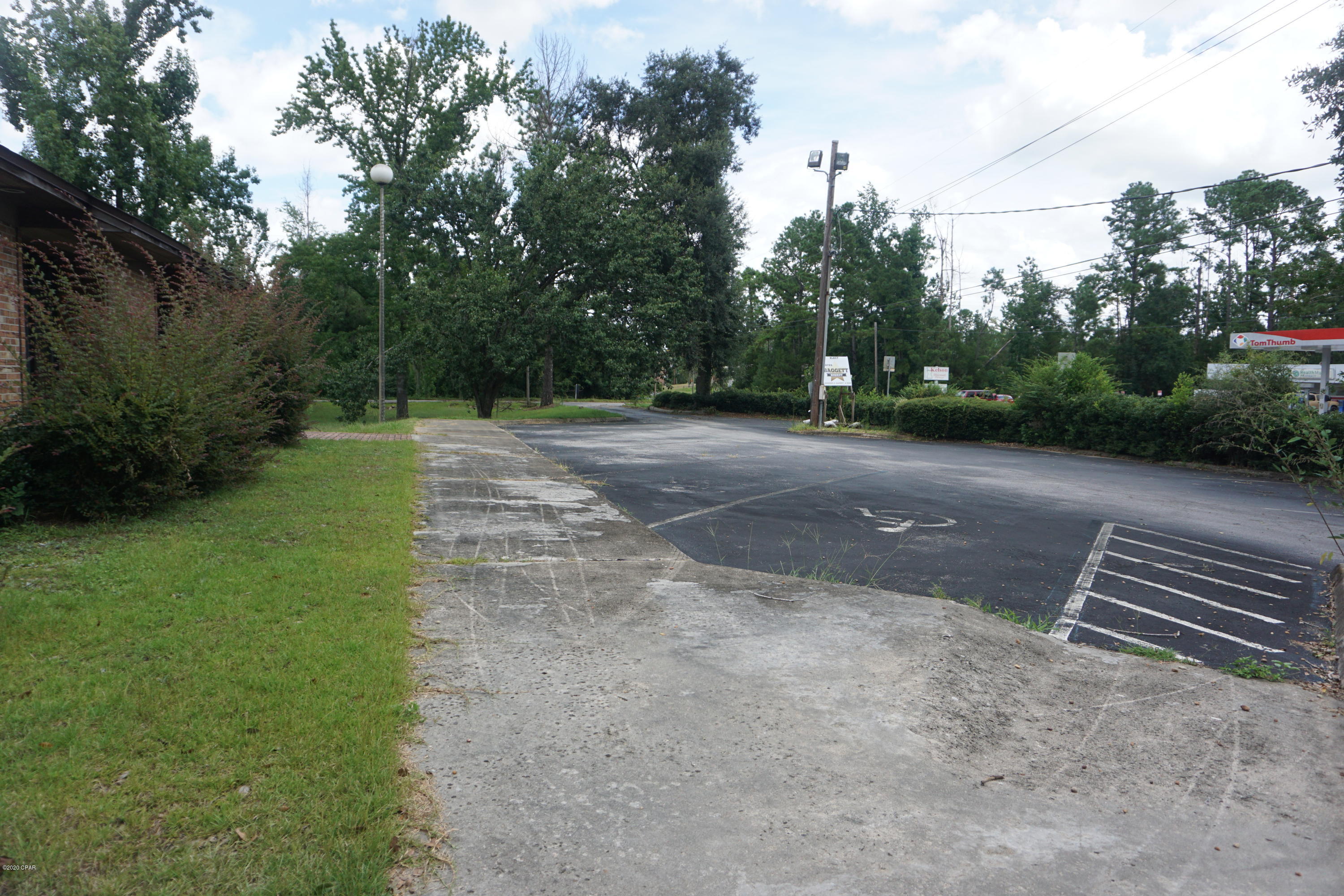 [No Recorded Subdiv] - Commercial Sale