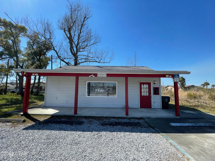 MOTIVATED SELLER - Small office with ample parking situated nicely in an emerging market area. Previously leased to a barber shop/hair salon. Possible uses could be for any small businesses that may need lots of parking. Zoned General Commercial in the City of Springfield. Window air. Survey on file.