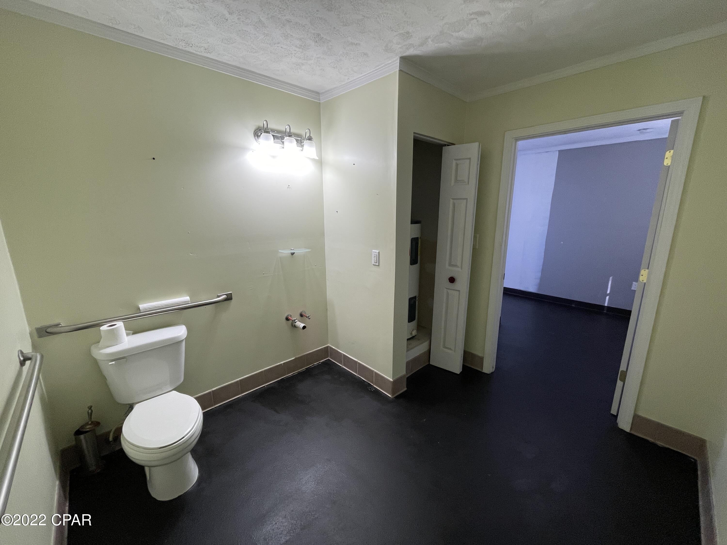 Springfield - Commercial Sale