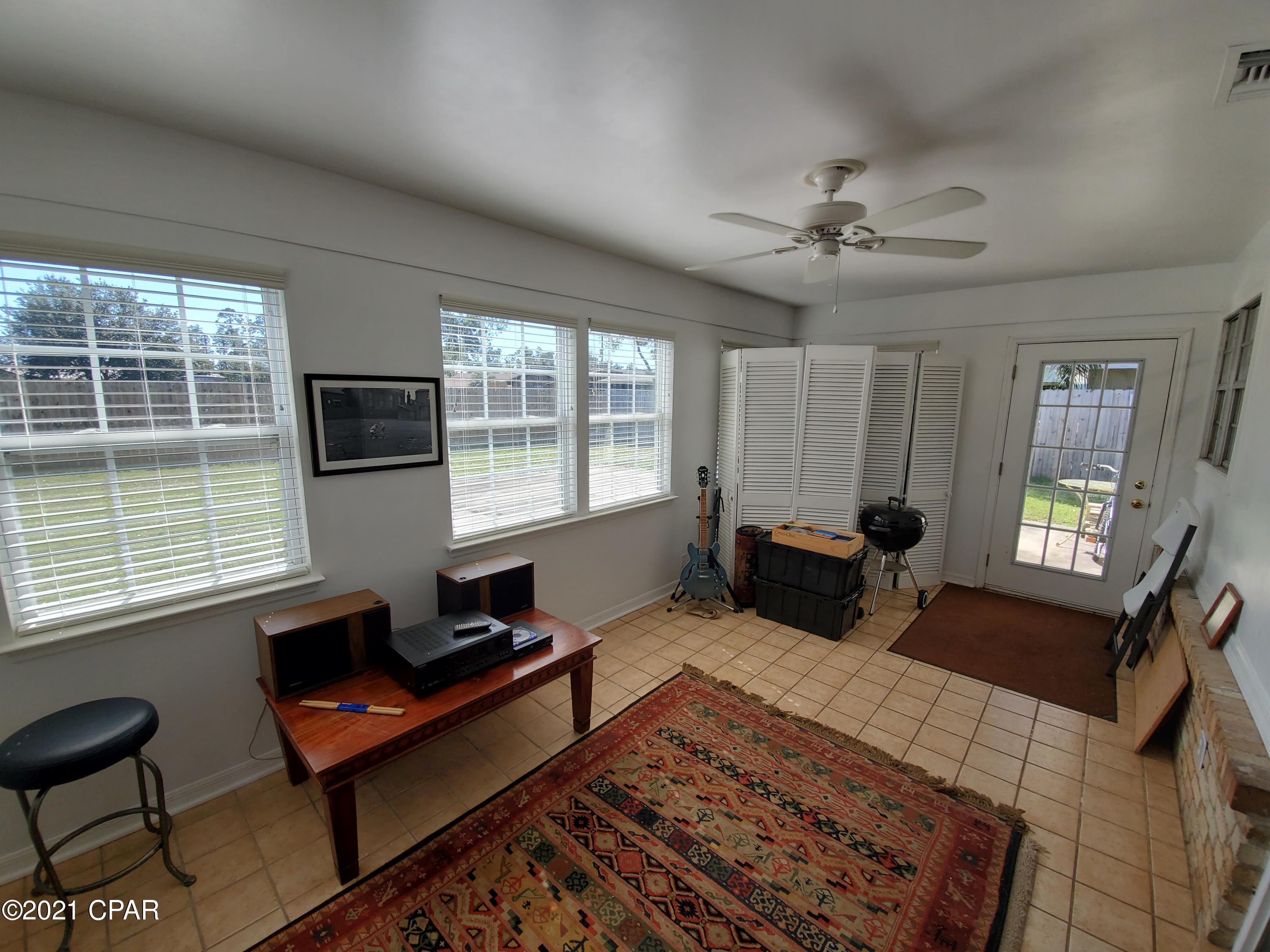 Woodlawn Unit 4 - Residential