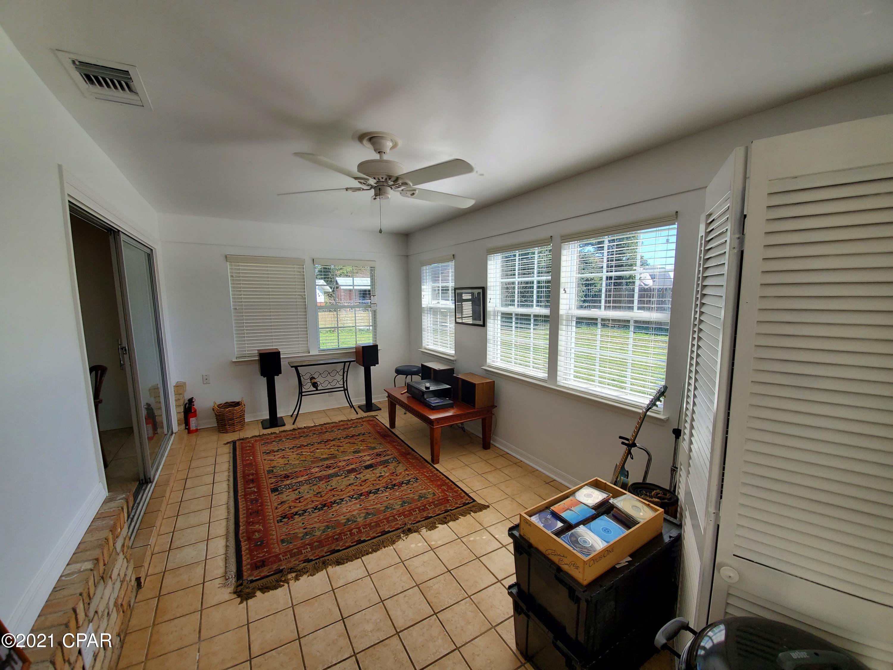 Woodlawn Unit 4 - Residential