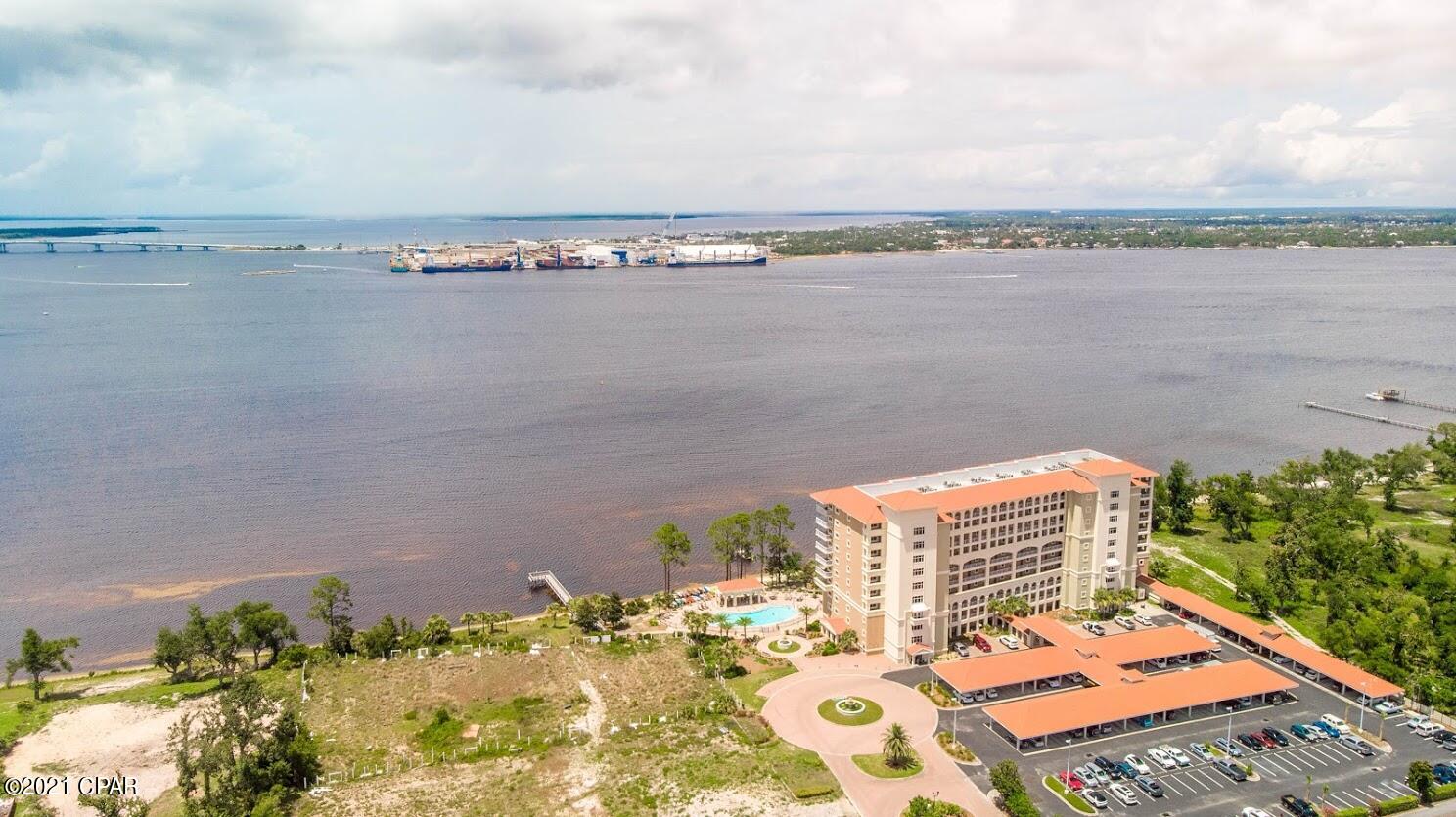 Magnolia Bay Club - Residential