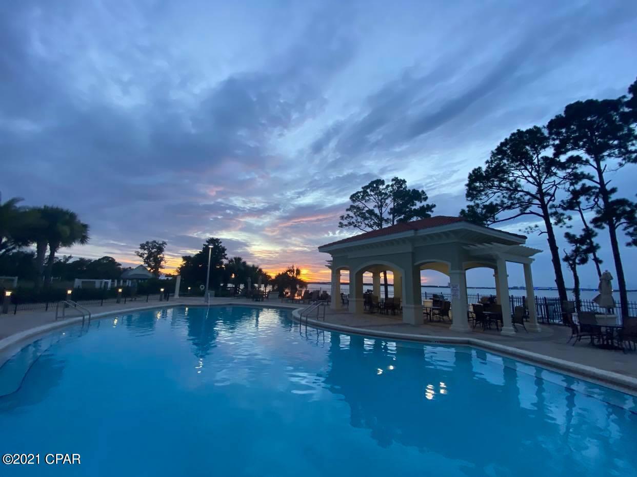 Magnolia Bay Club - Residential