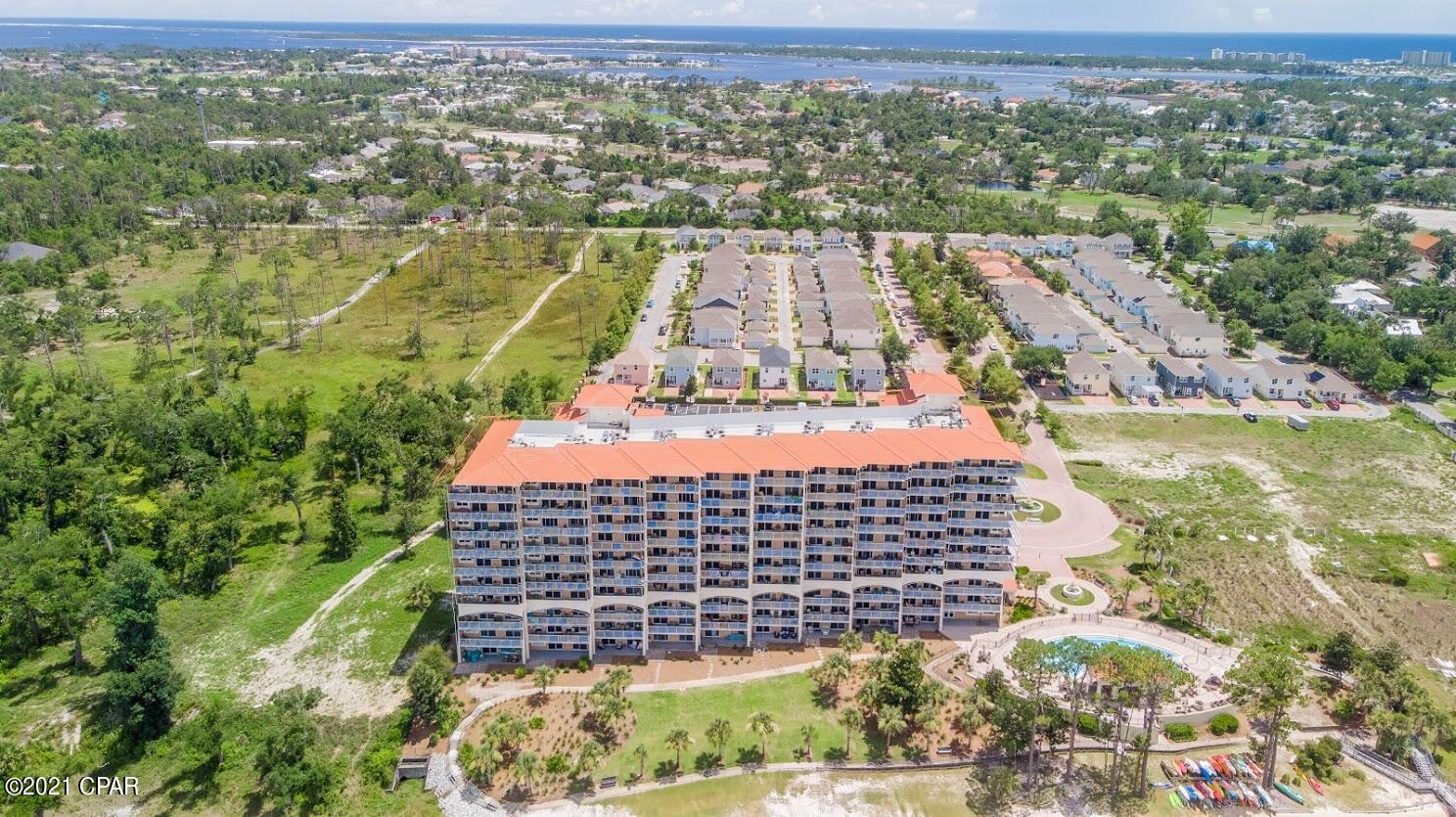 Magnolia Bay Club - Residential