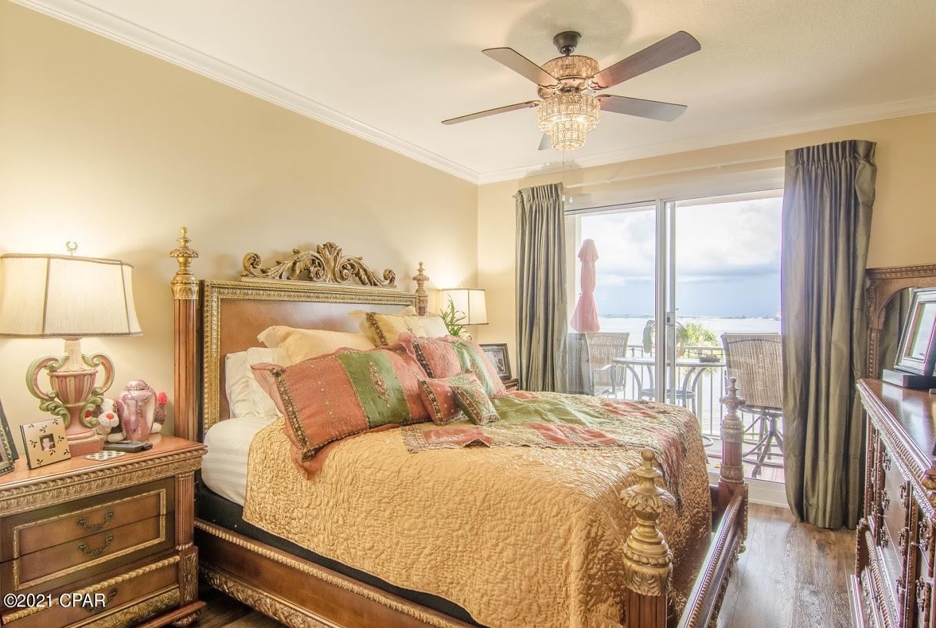 Magnolia Bay Club - Residential