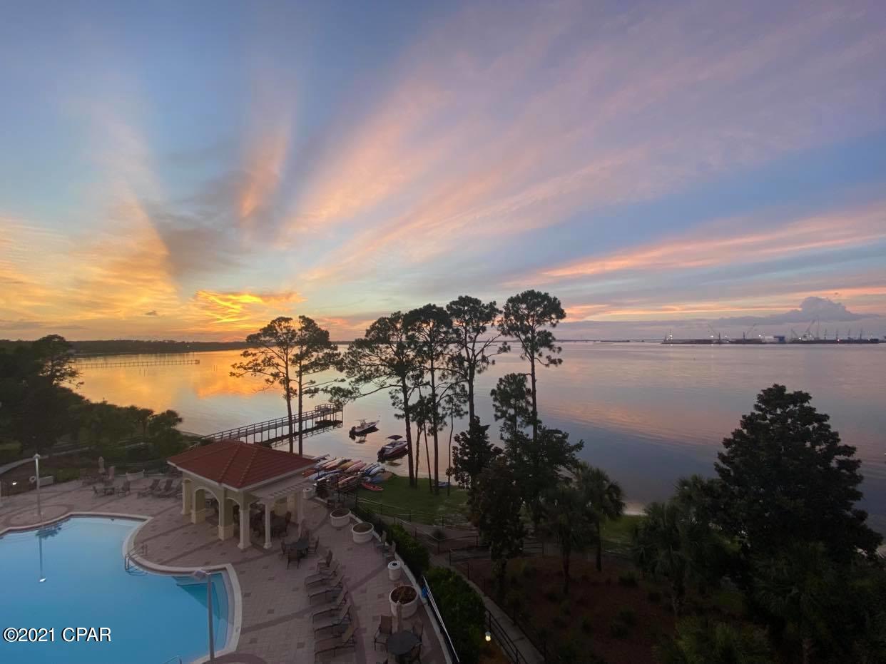 Magnolia Bay Club - Residential