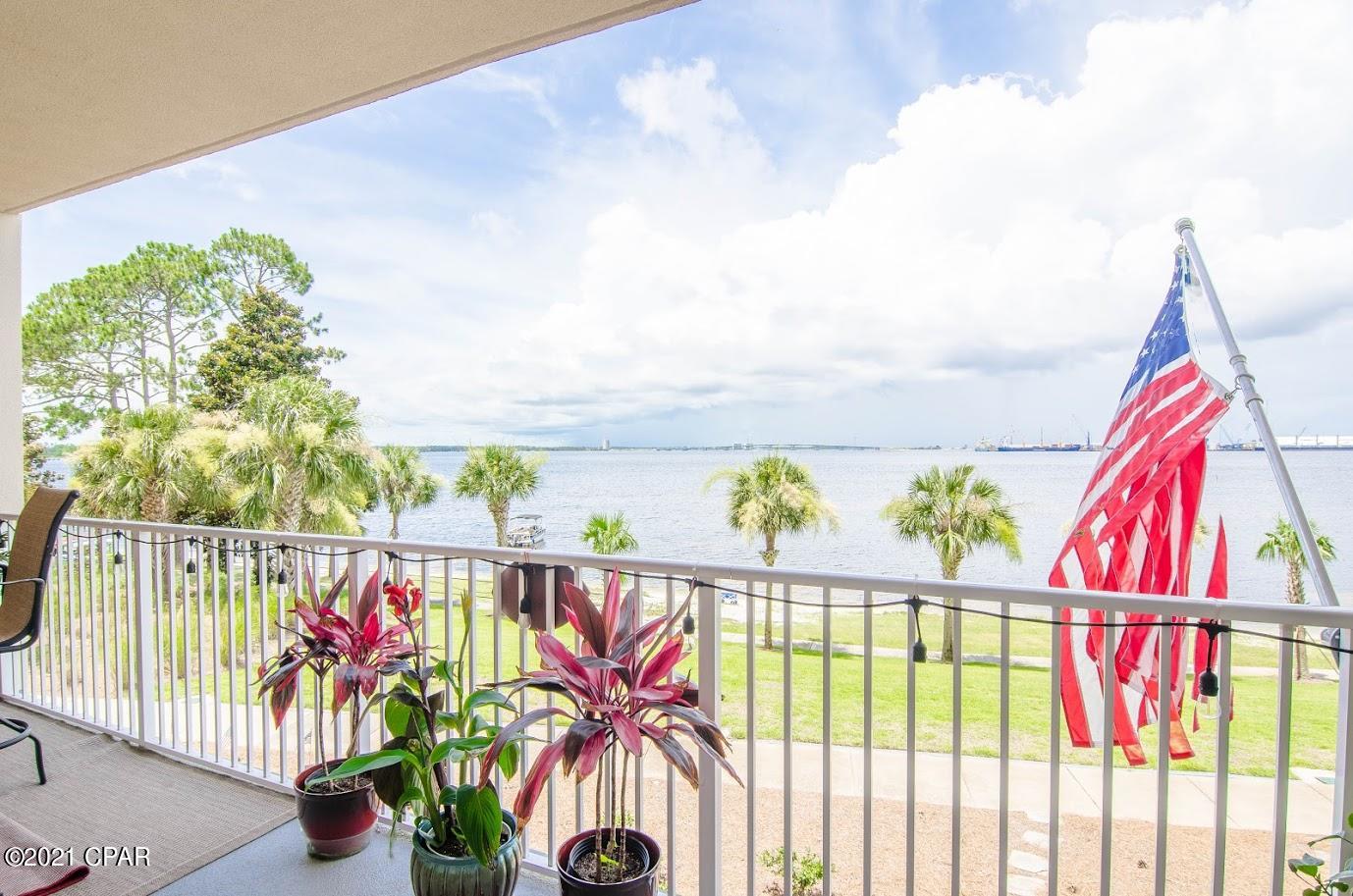 Magnolia Bay Club - Residential