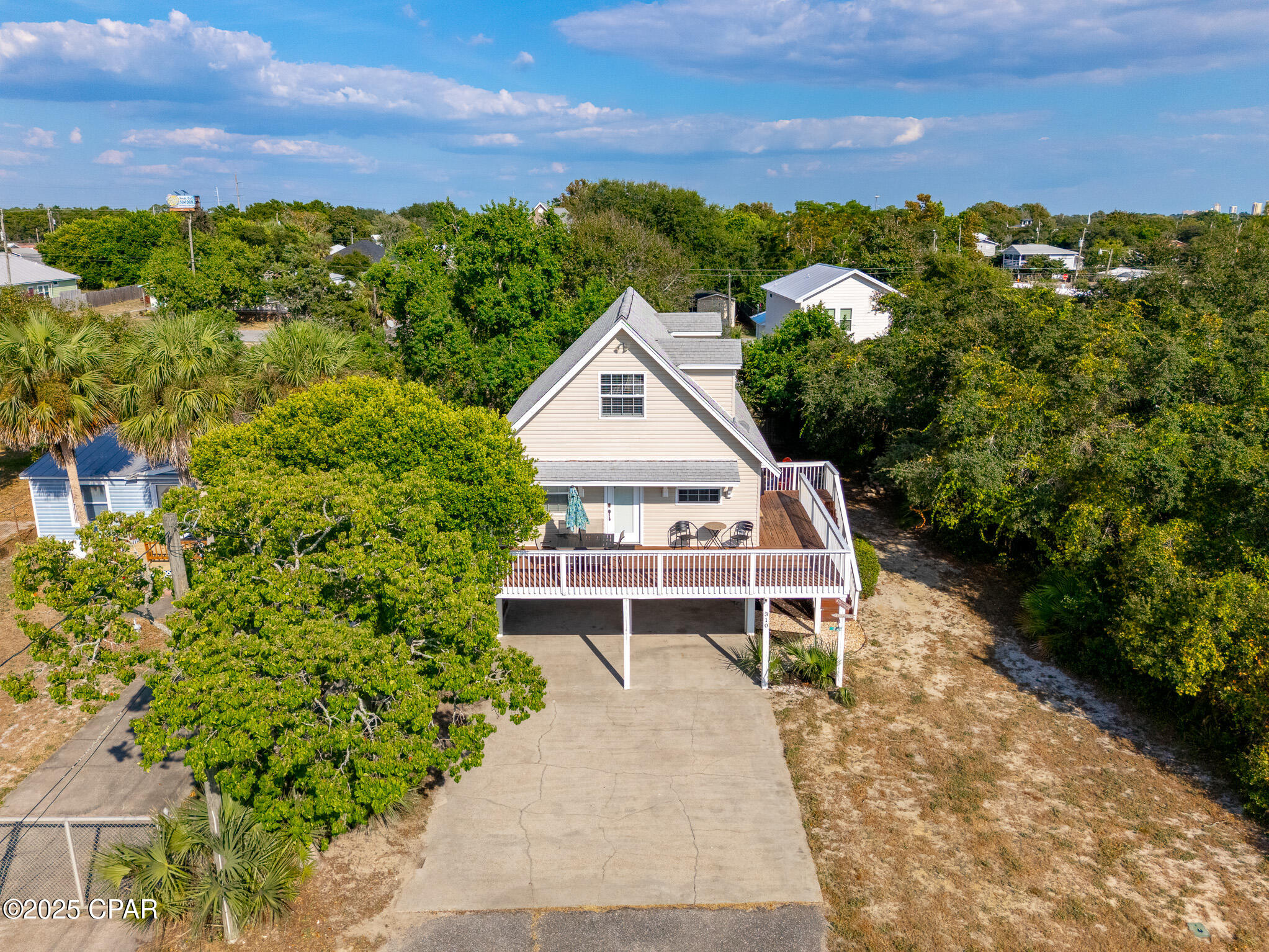 Laguna Beach Estates 7th Add - Residential