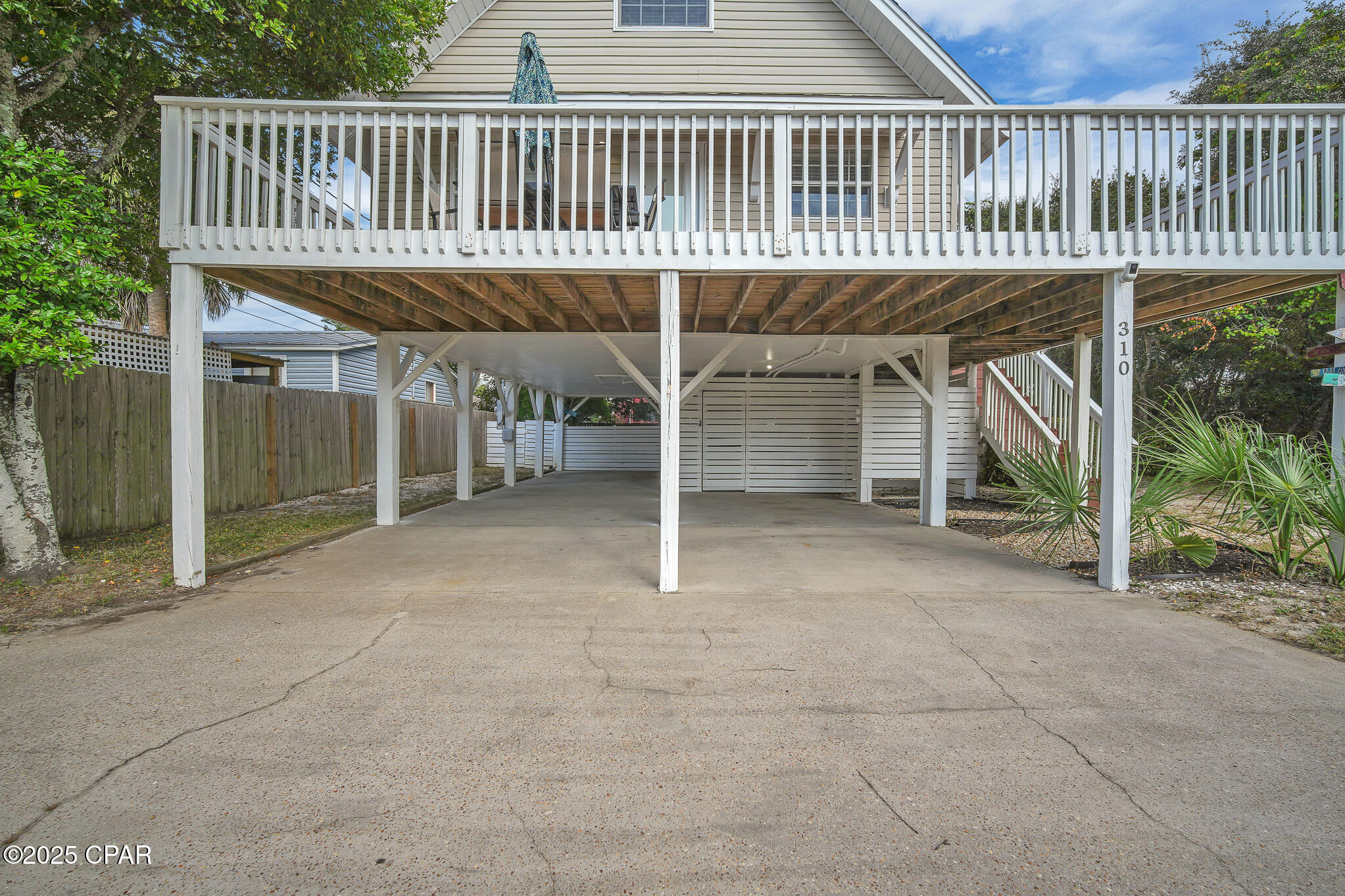 Laguna Beach Estates 7th Add - Residential