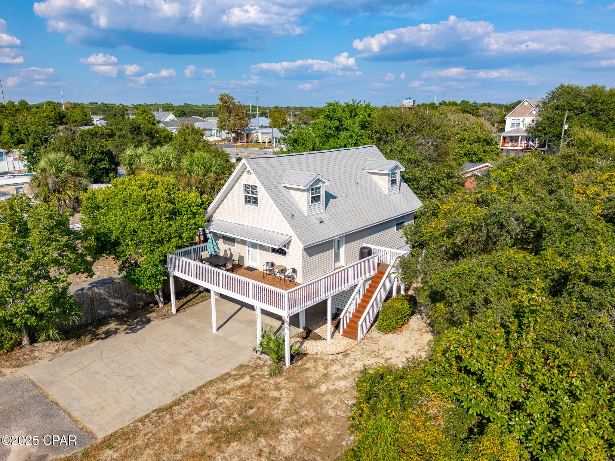 Laguna Beach Estates 7th Add - Residential