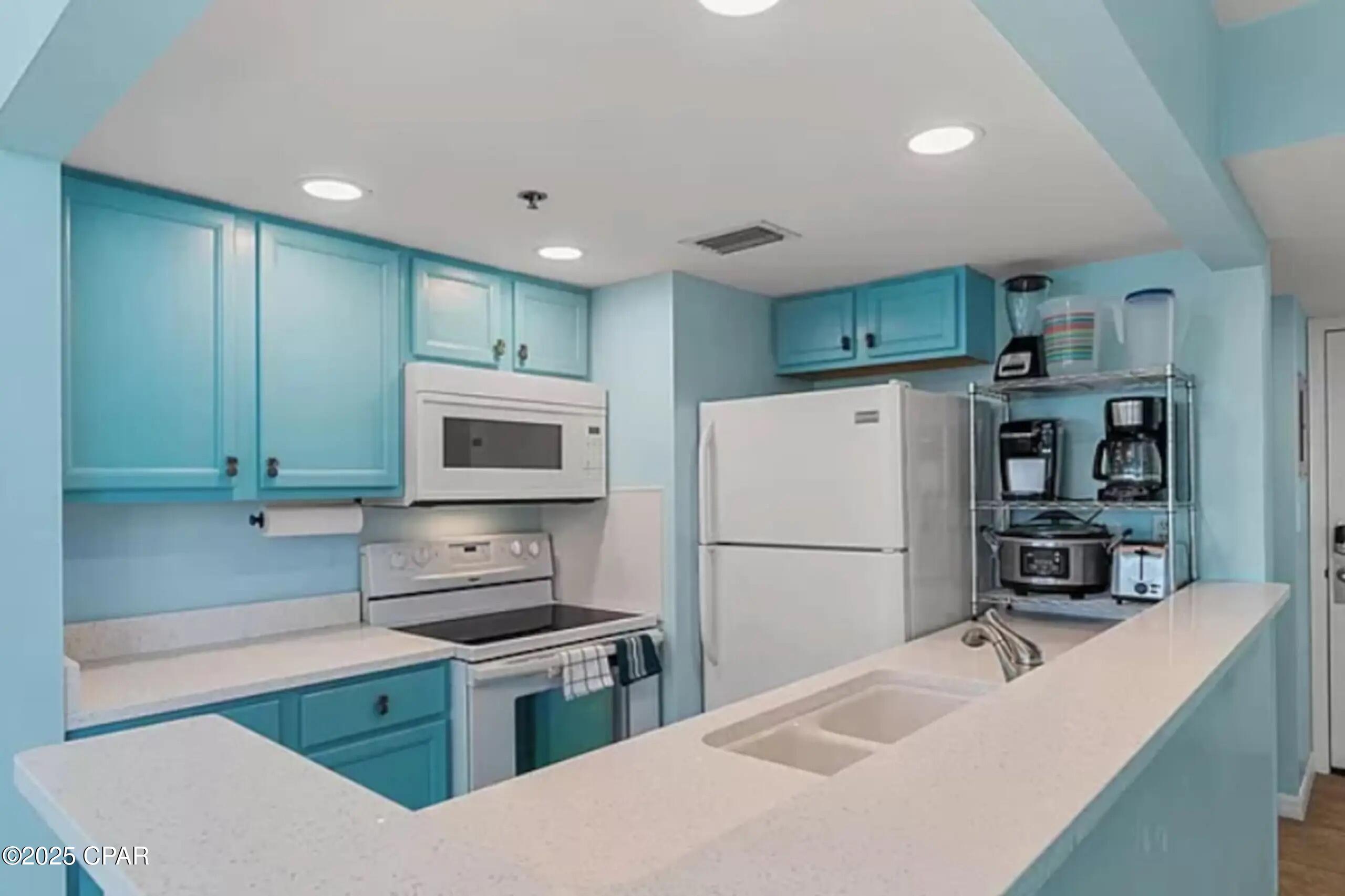 Sunbird Condo - Residential