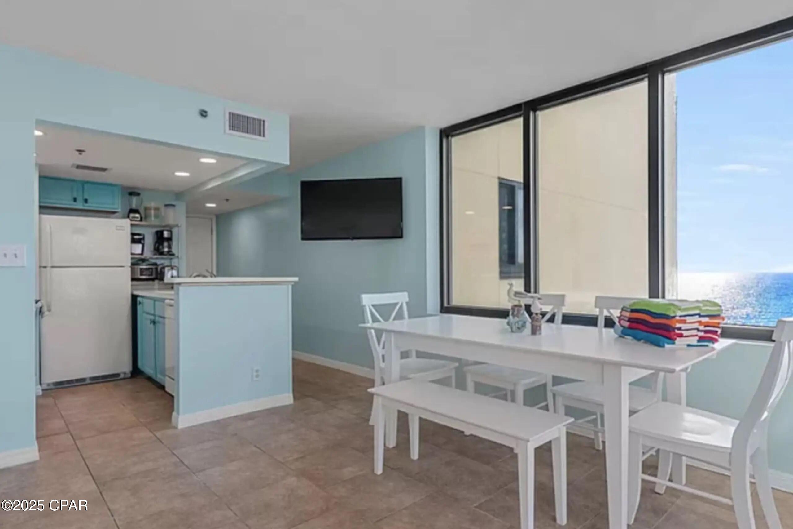 Sunbird Condo - Residential