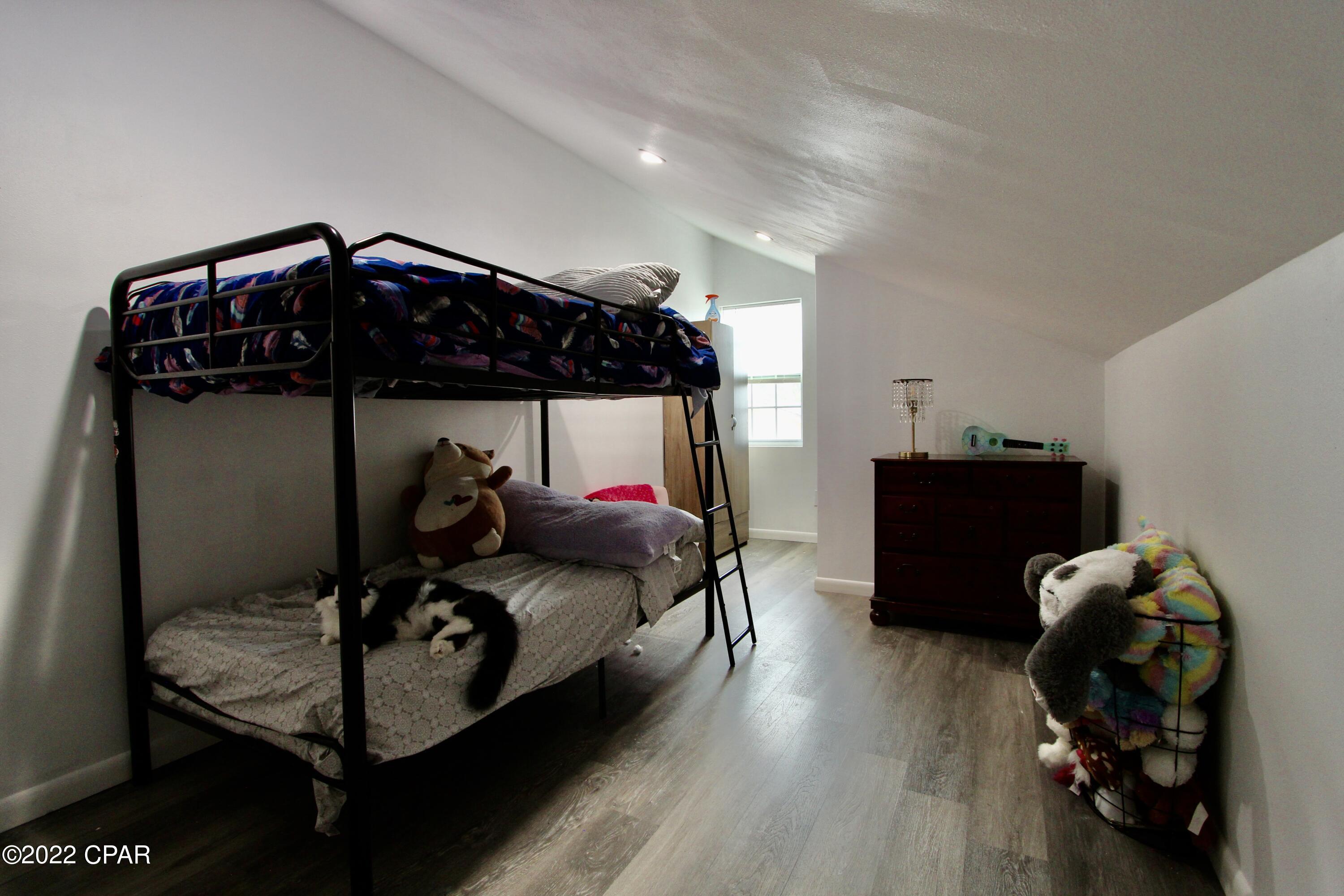 Shadow Bay Unit 2 - Residential