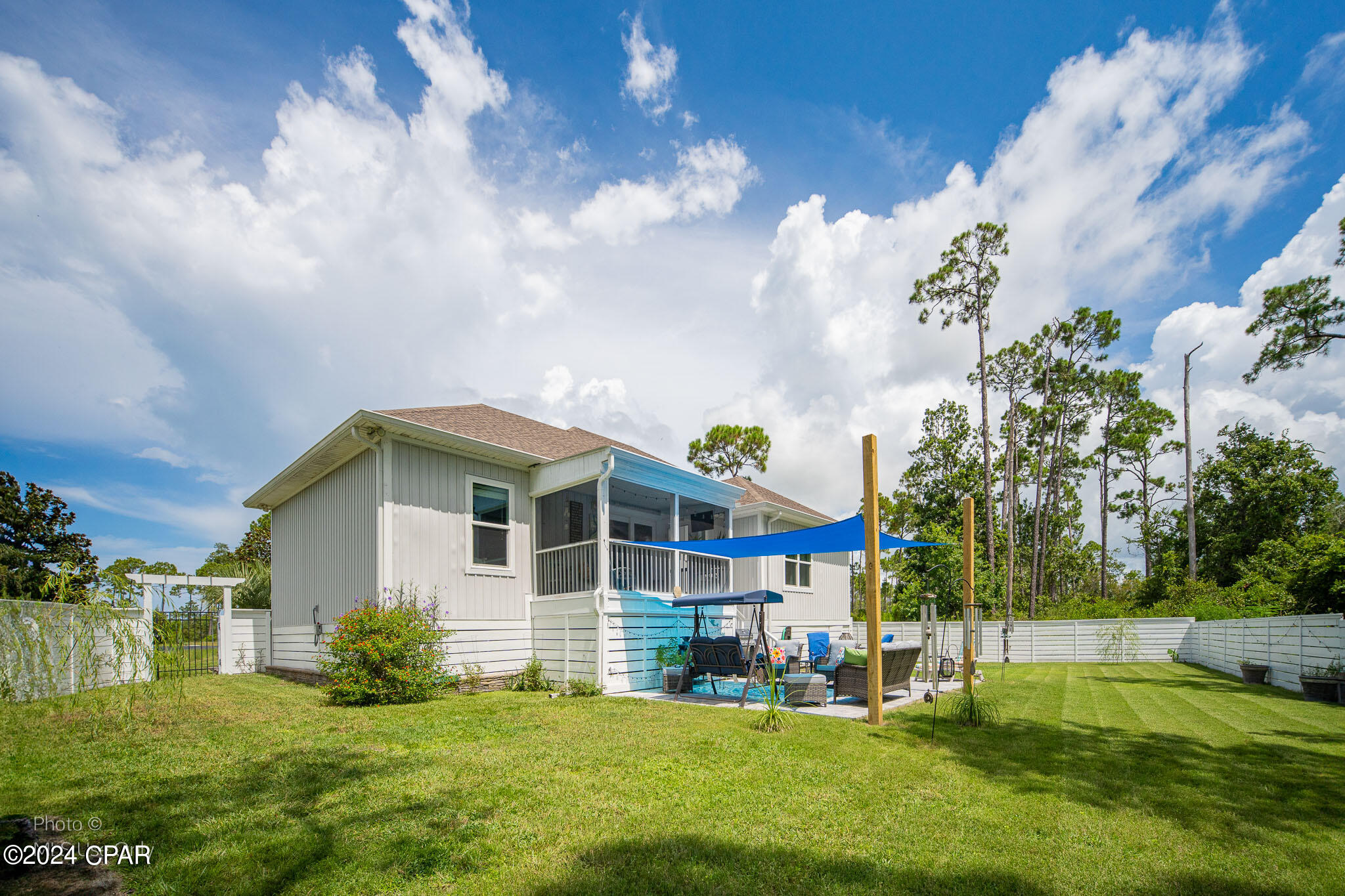 Magnolia Bluff - Residential