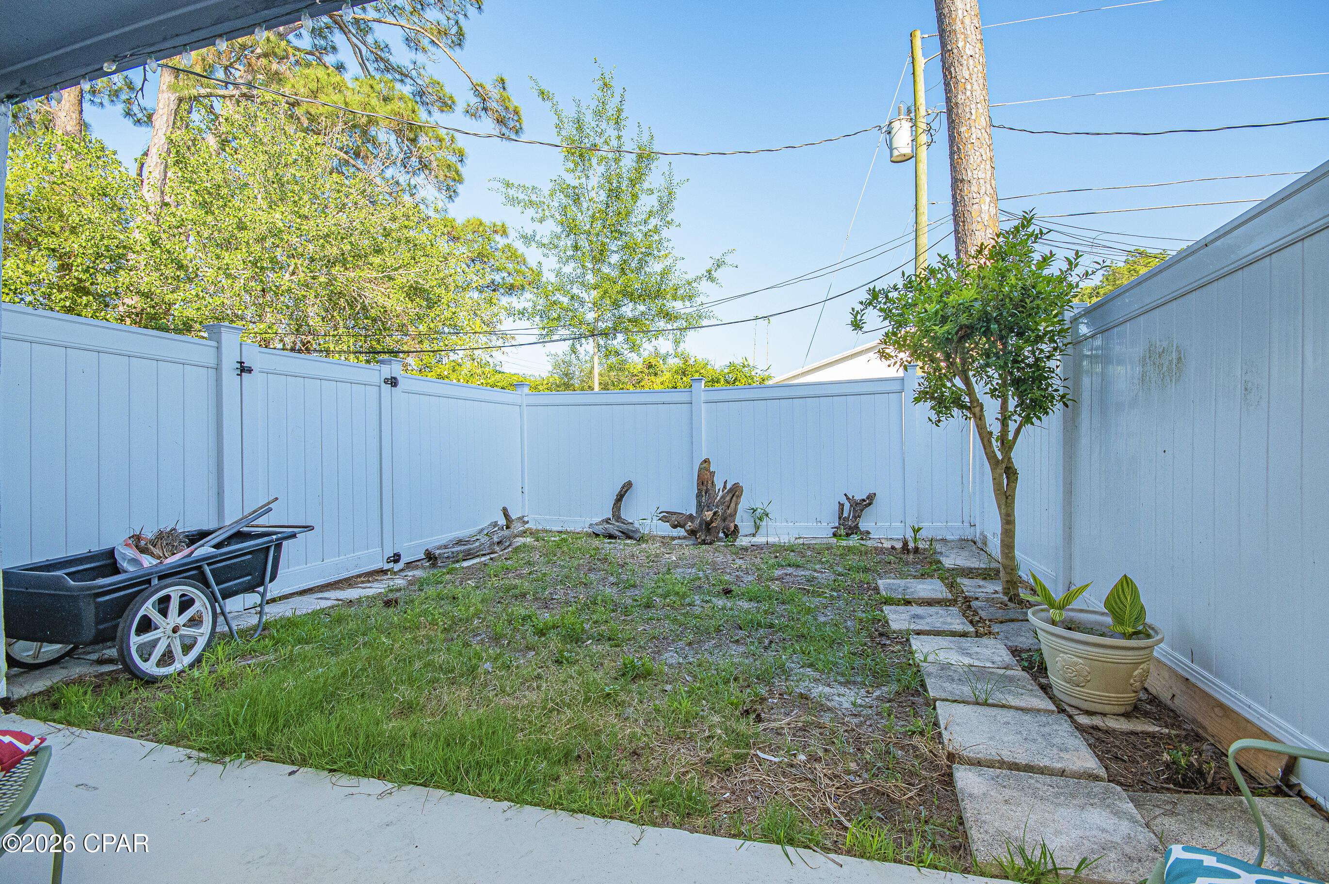 Shade Tree Condo. - Residential