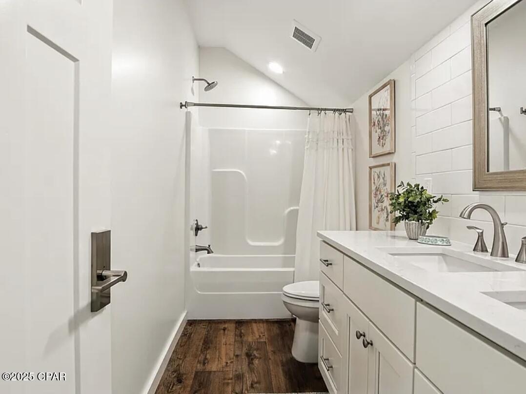 Sanctuary Beach - Residential Lease