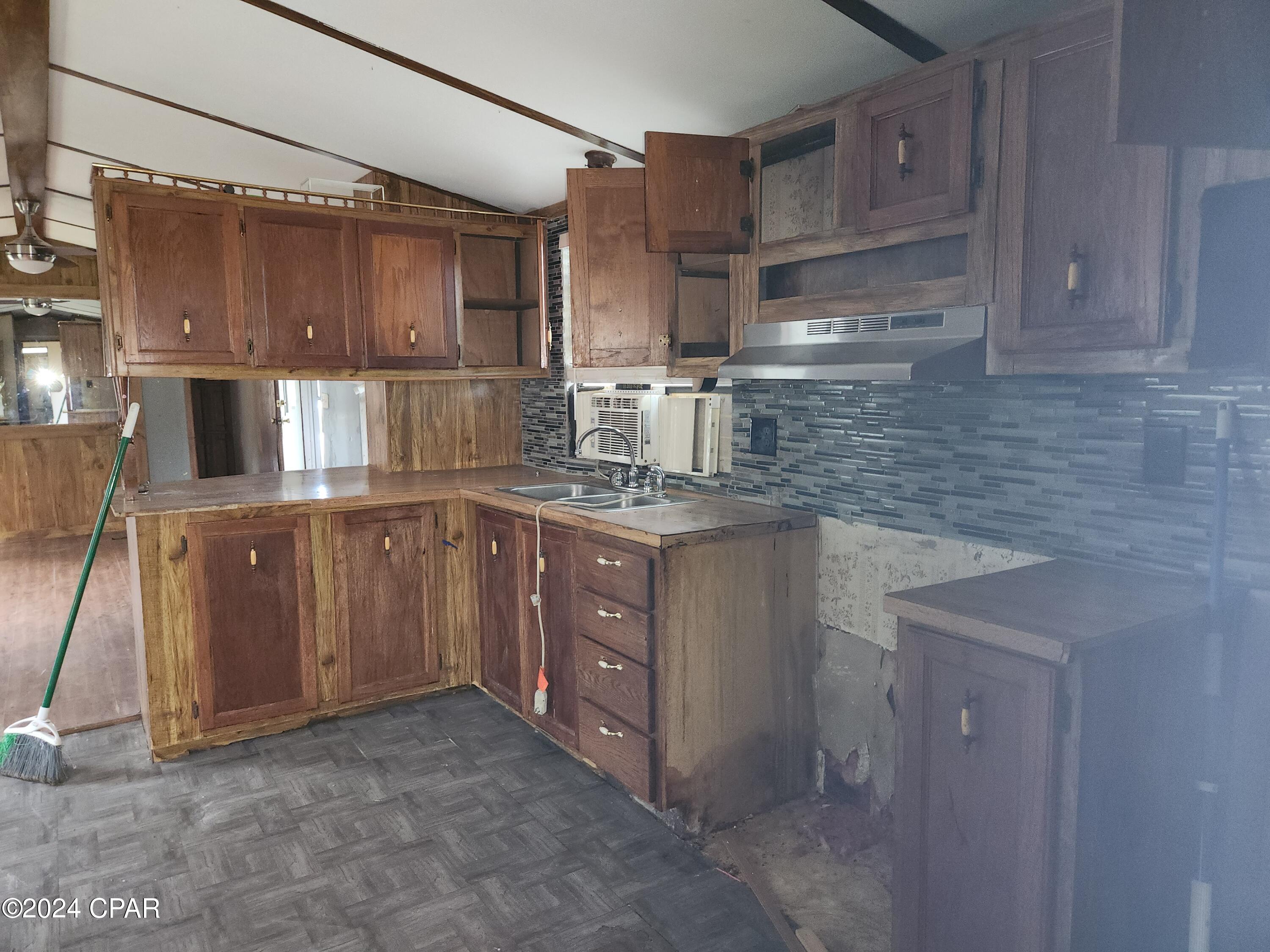 Panama City Beach, Florida 32413, United States, 3 Bedrooms Bedrooms, ,2 BathroomsBathrooms,Residential,Pending,53518