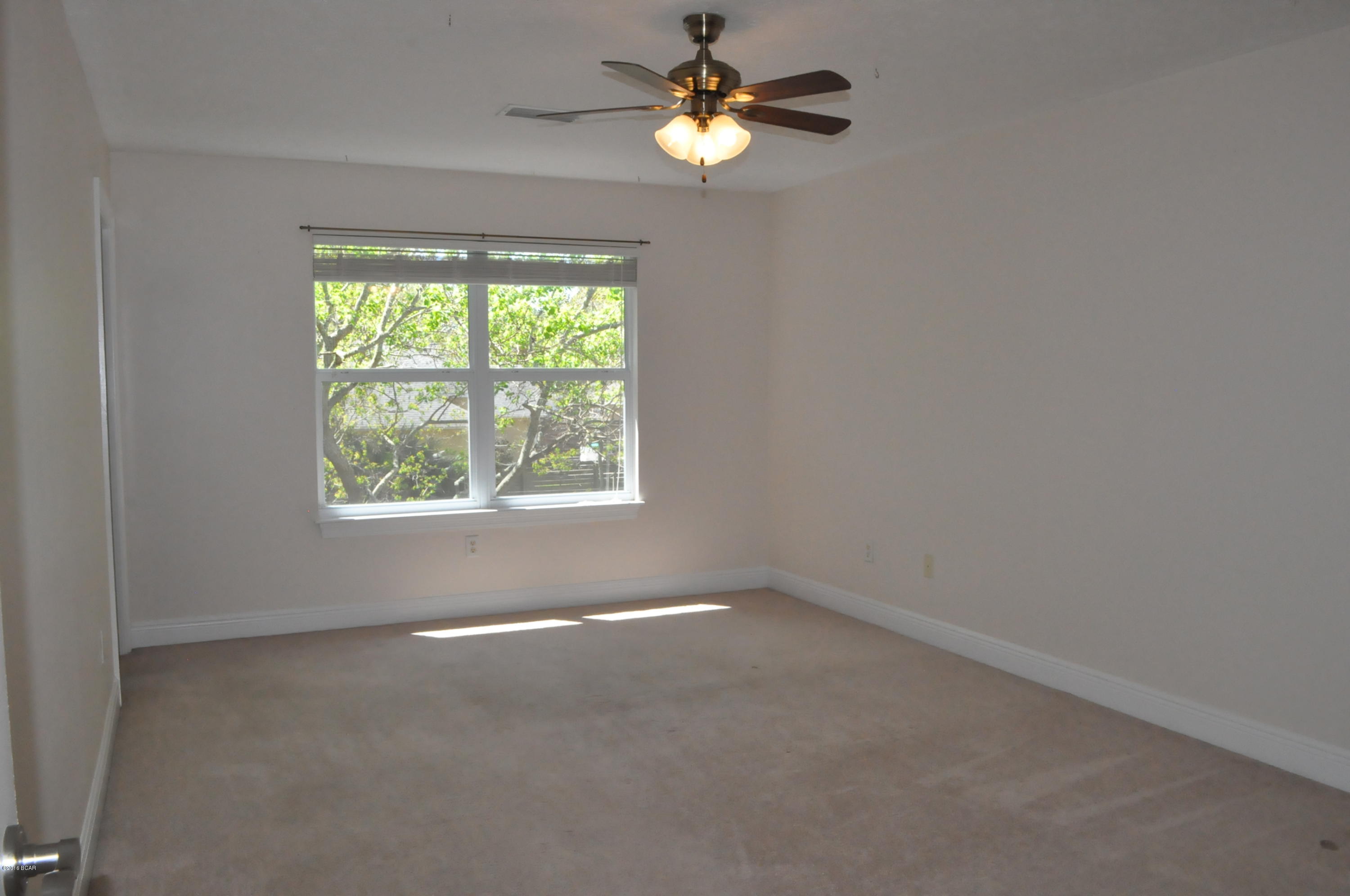 Pines 5th Add - Residential