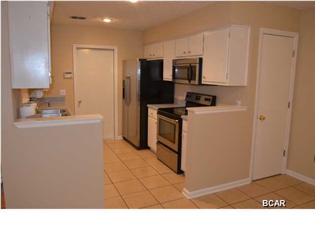 Lynn Pointe South - Residential Lease