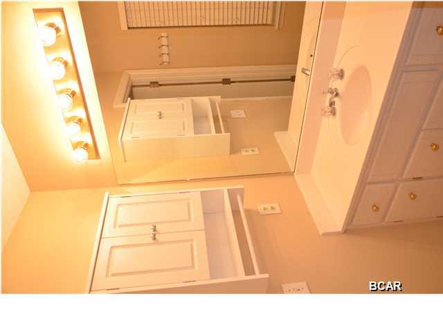 Lynn Pointe South - Residential Lease