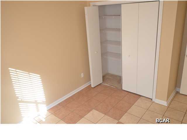 Lynn Pointe South - Residential Lease