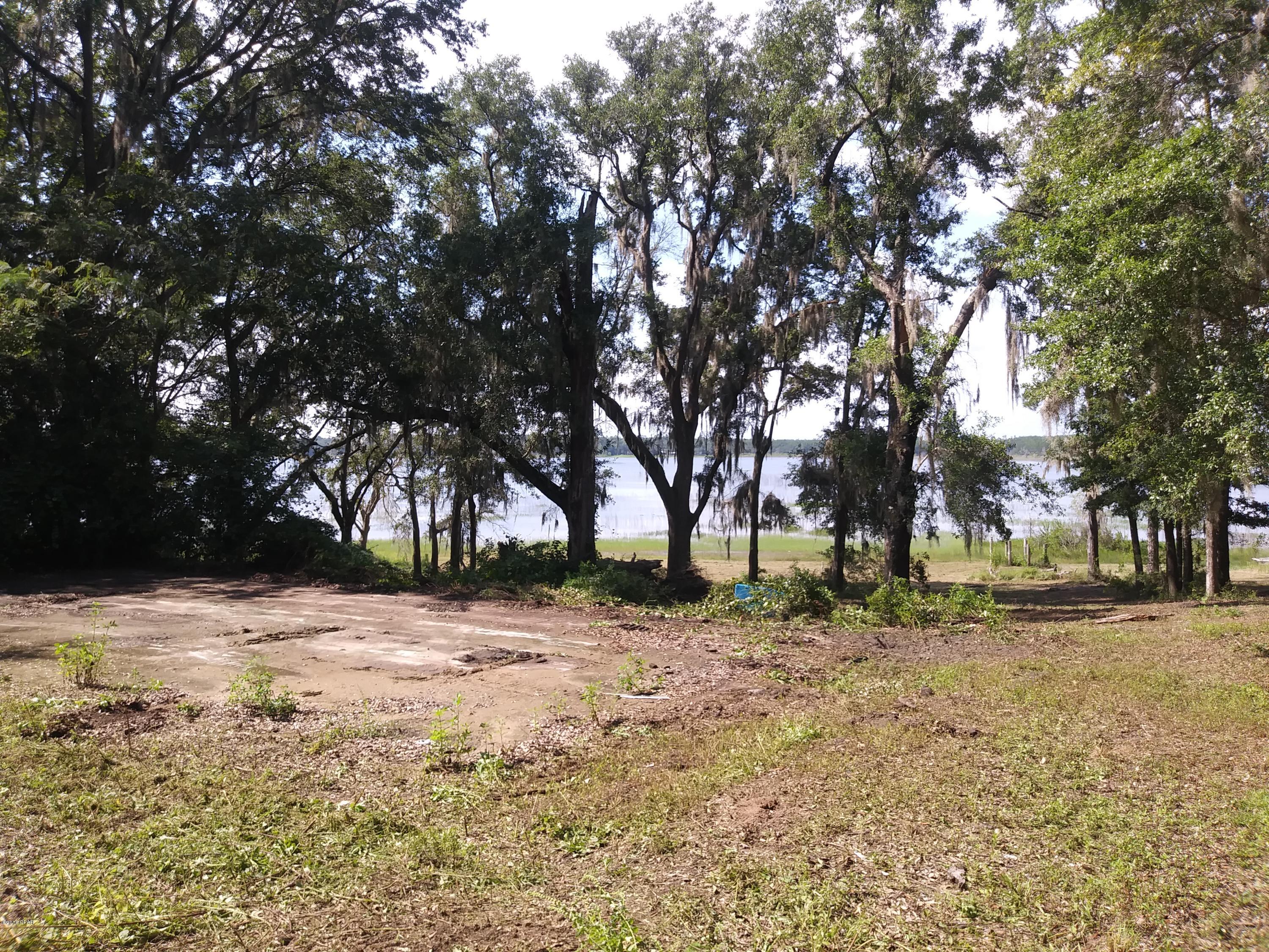 Lakeview Acres - Land