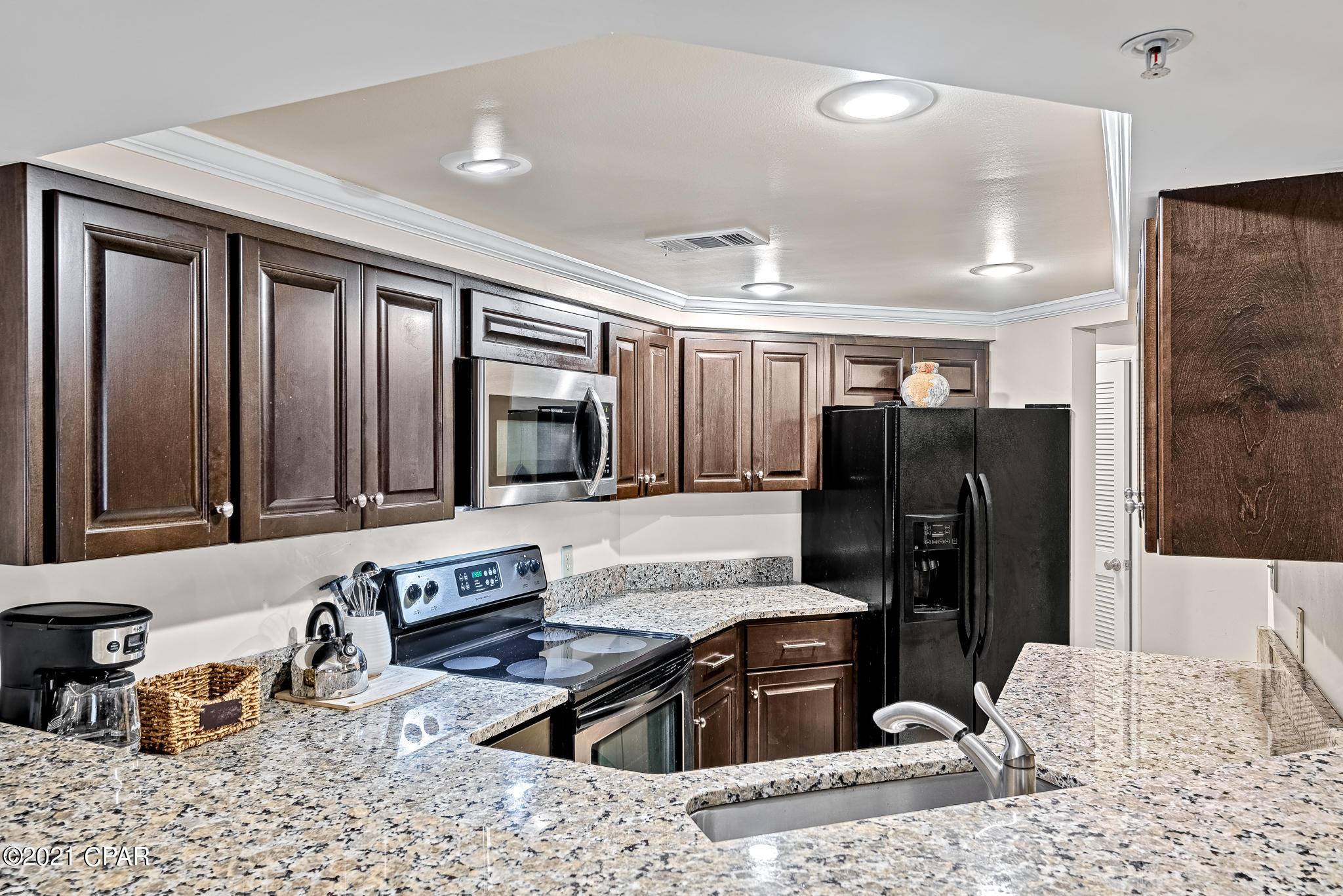 Summerhouse Condo. - Residential