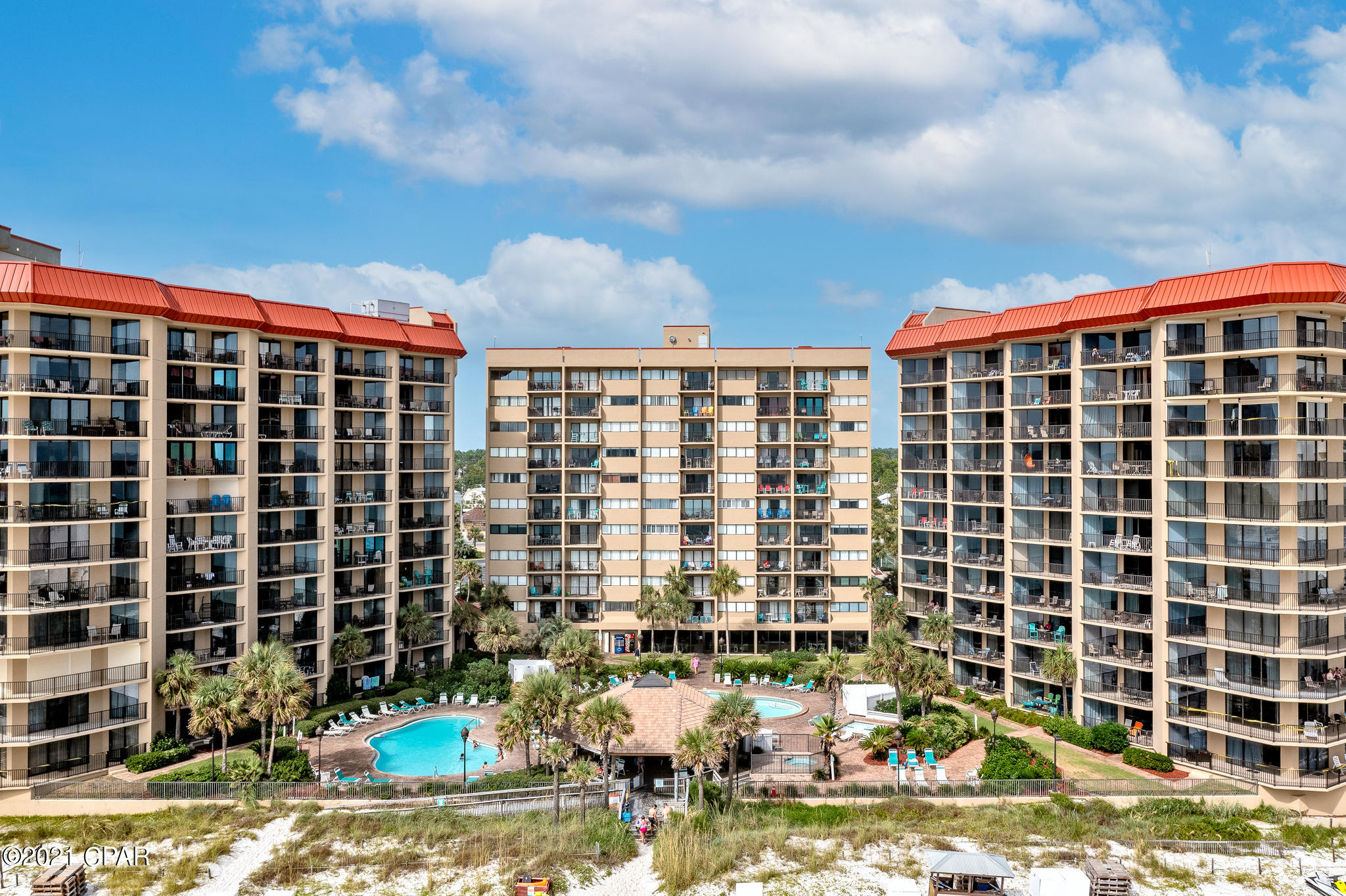 Summerhouse Condo. - Residential