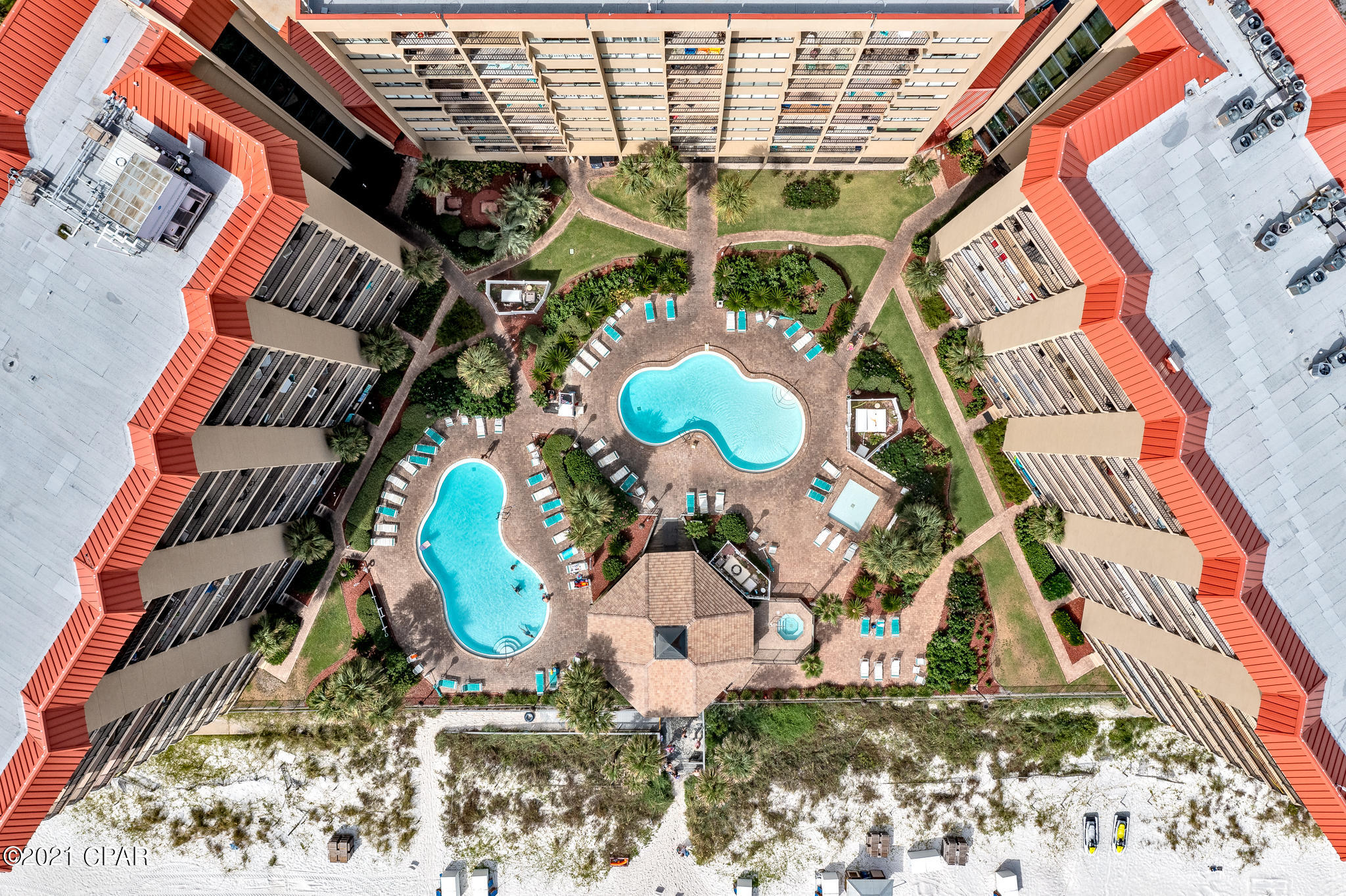 Summerhouse Condo. - Residential