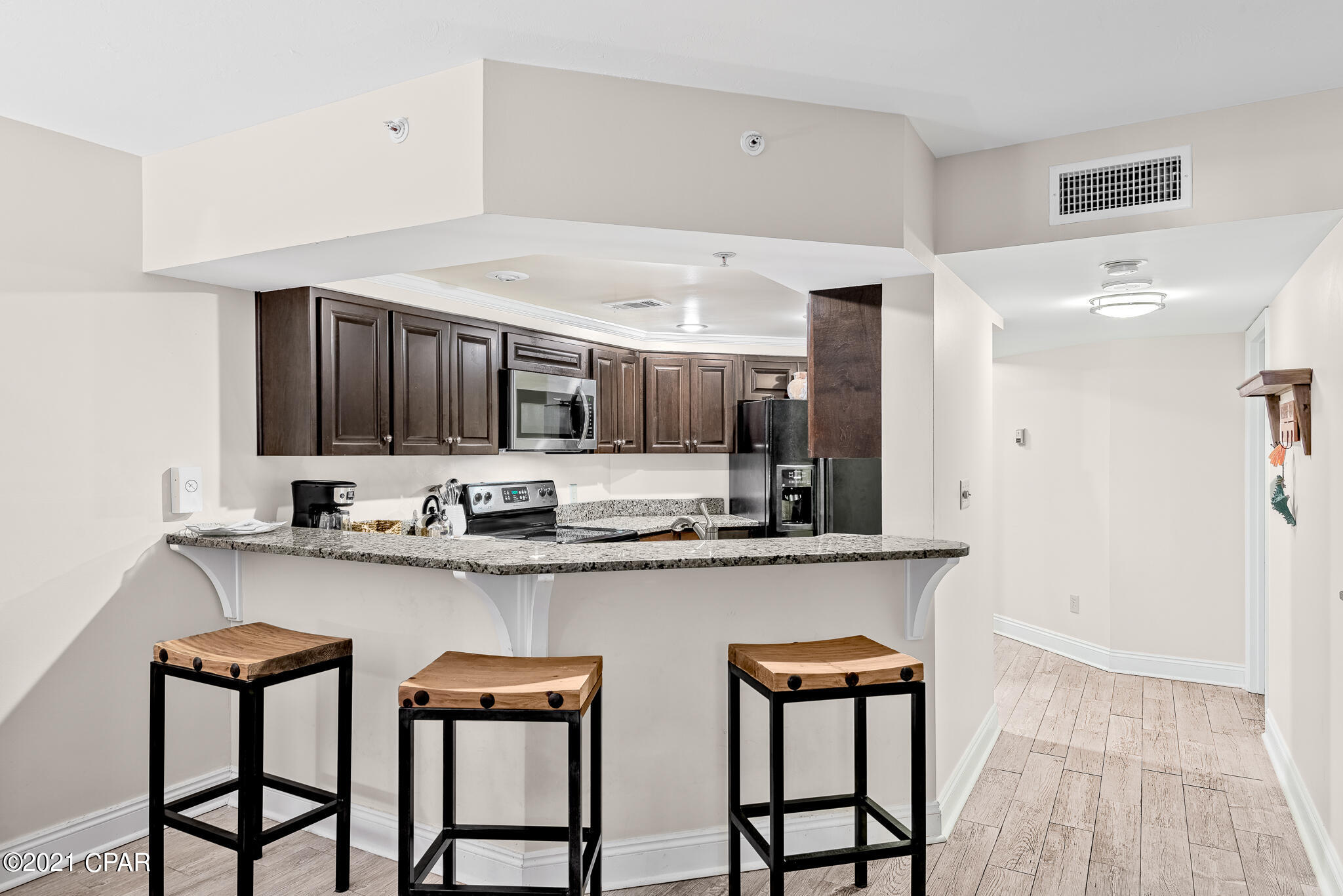 Summerhouse Condo. - Residential