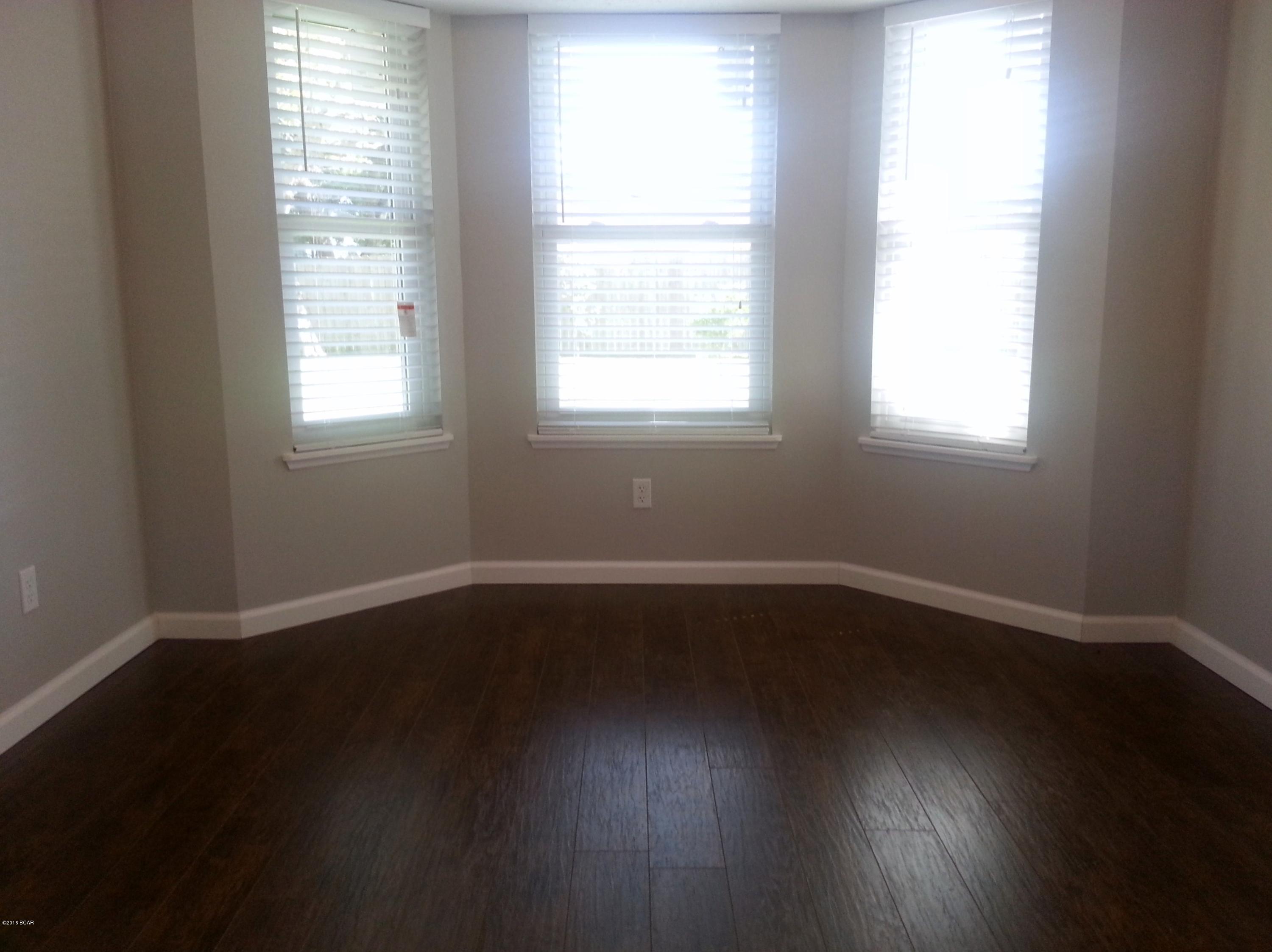 Pine Forest Est Ph 2 - Residential