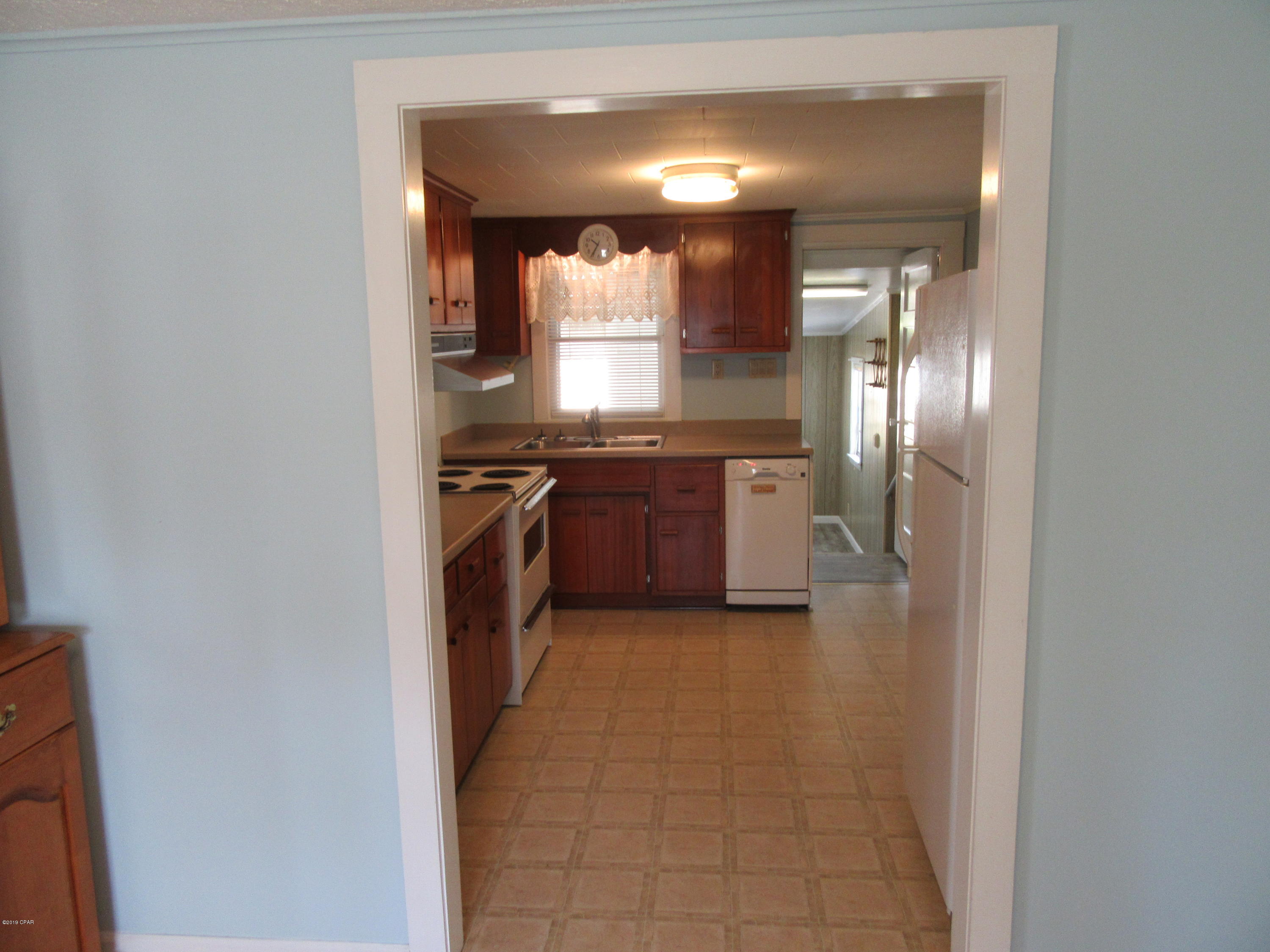 [No Recorded Subdiv] - Residential Lease