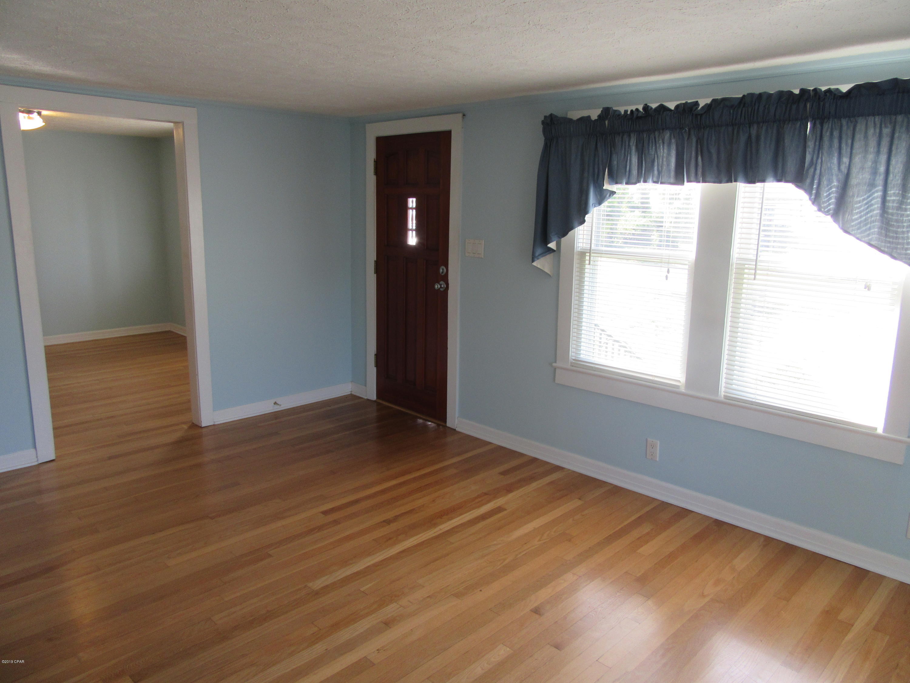 [No Recorded Subdiv] - Residential Lease