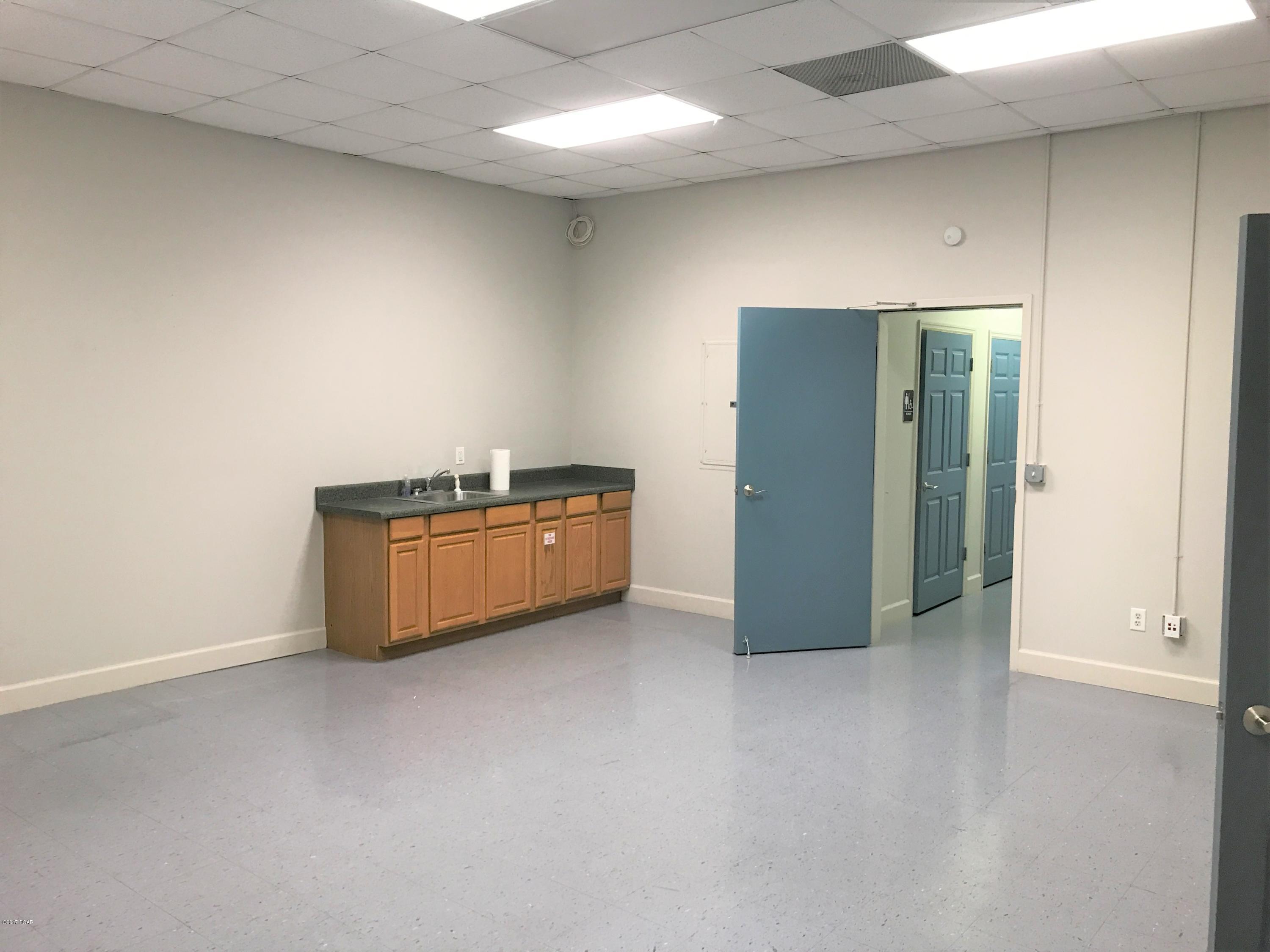 Beach Commerce Park - Commercial Sale