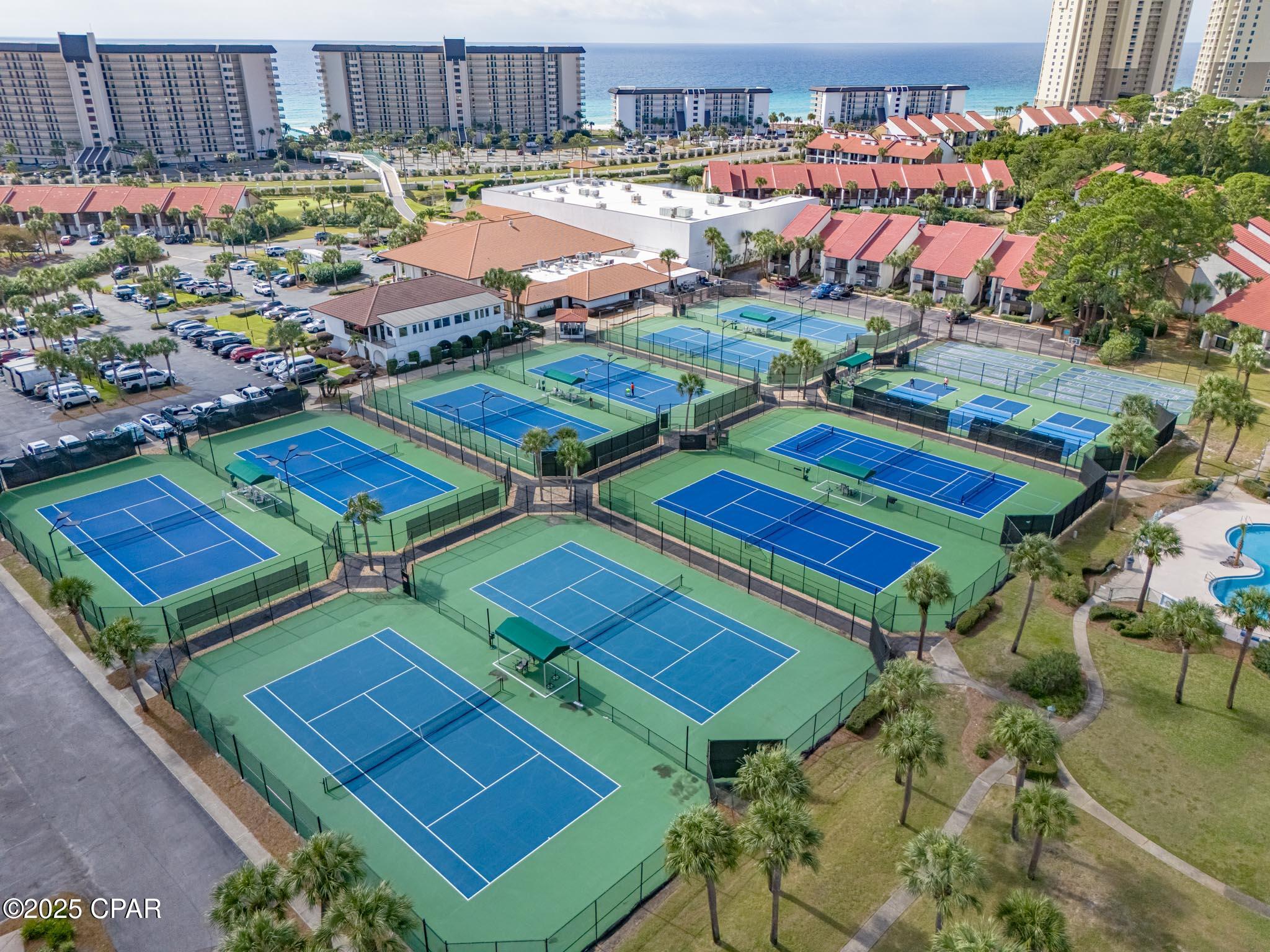 Edgewater Golf Villas 5 B - Residential