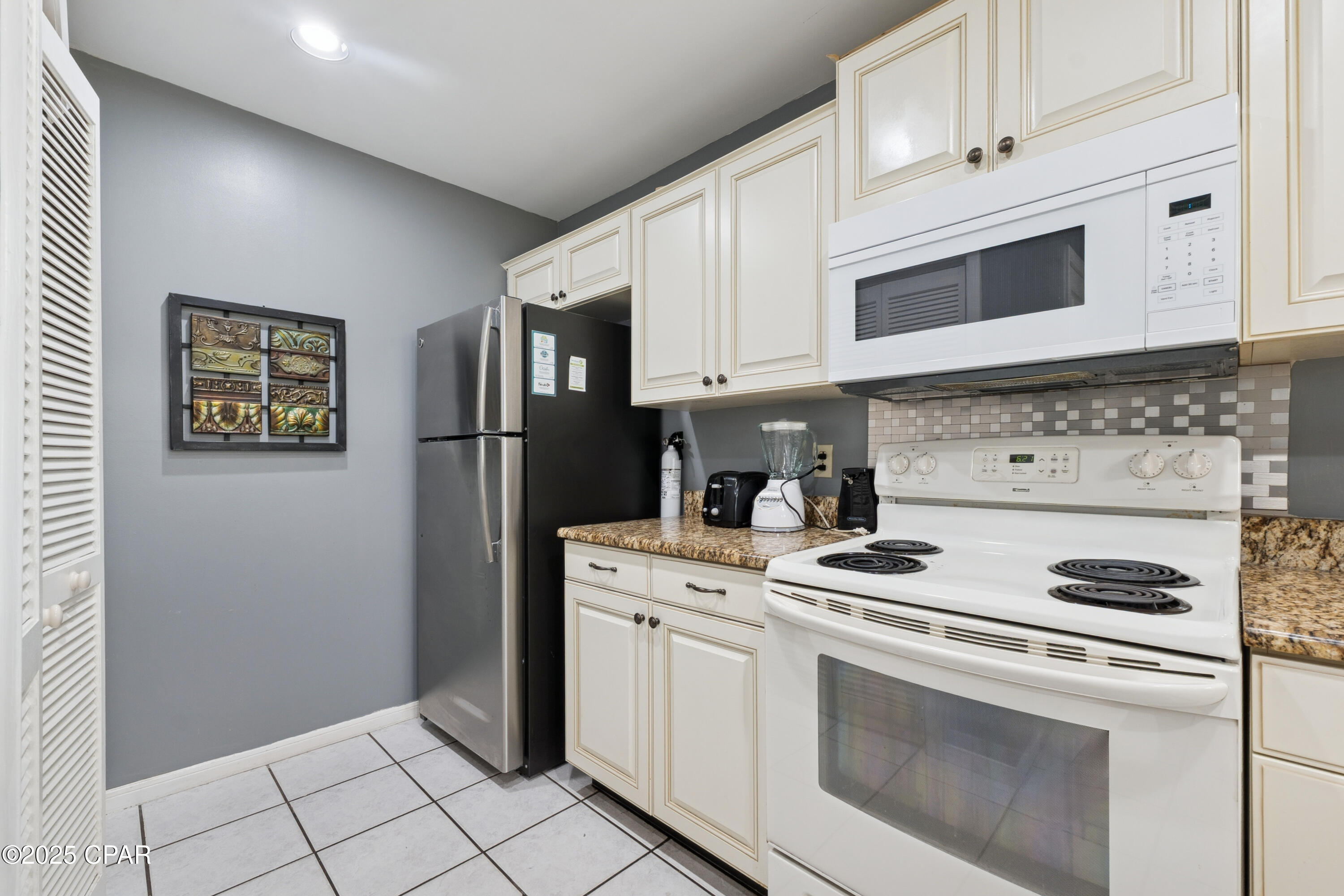 Edgewater Golf Villas 5 B - Residential