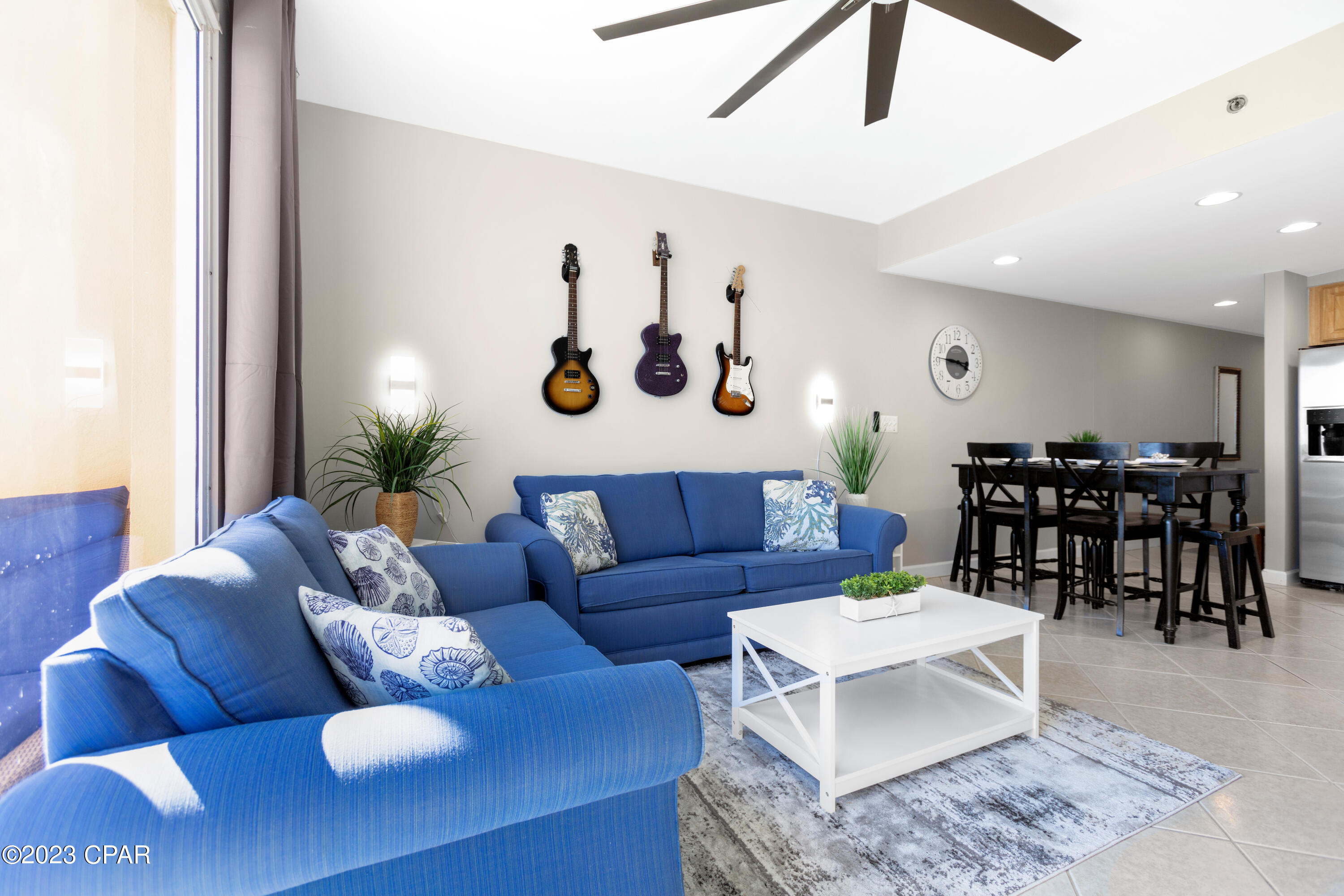 Splash Condo - Residential