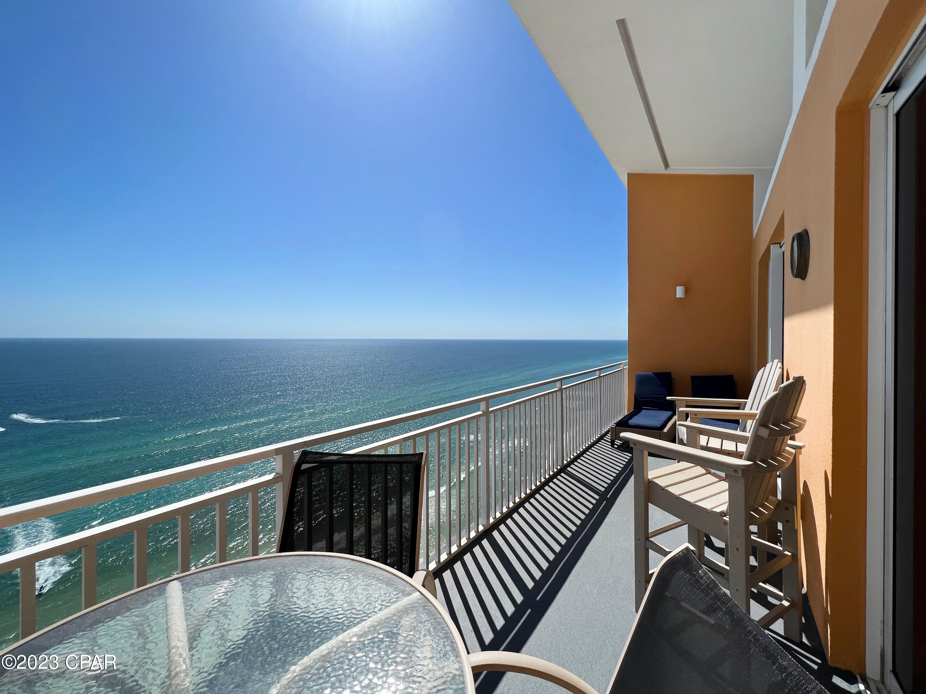 Splash Condo - Residential