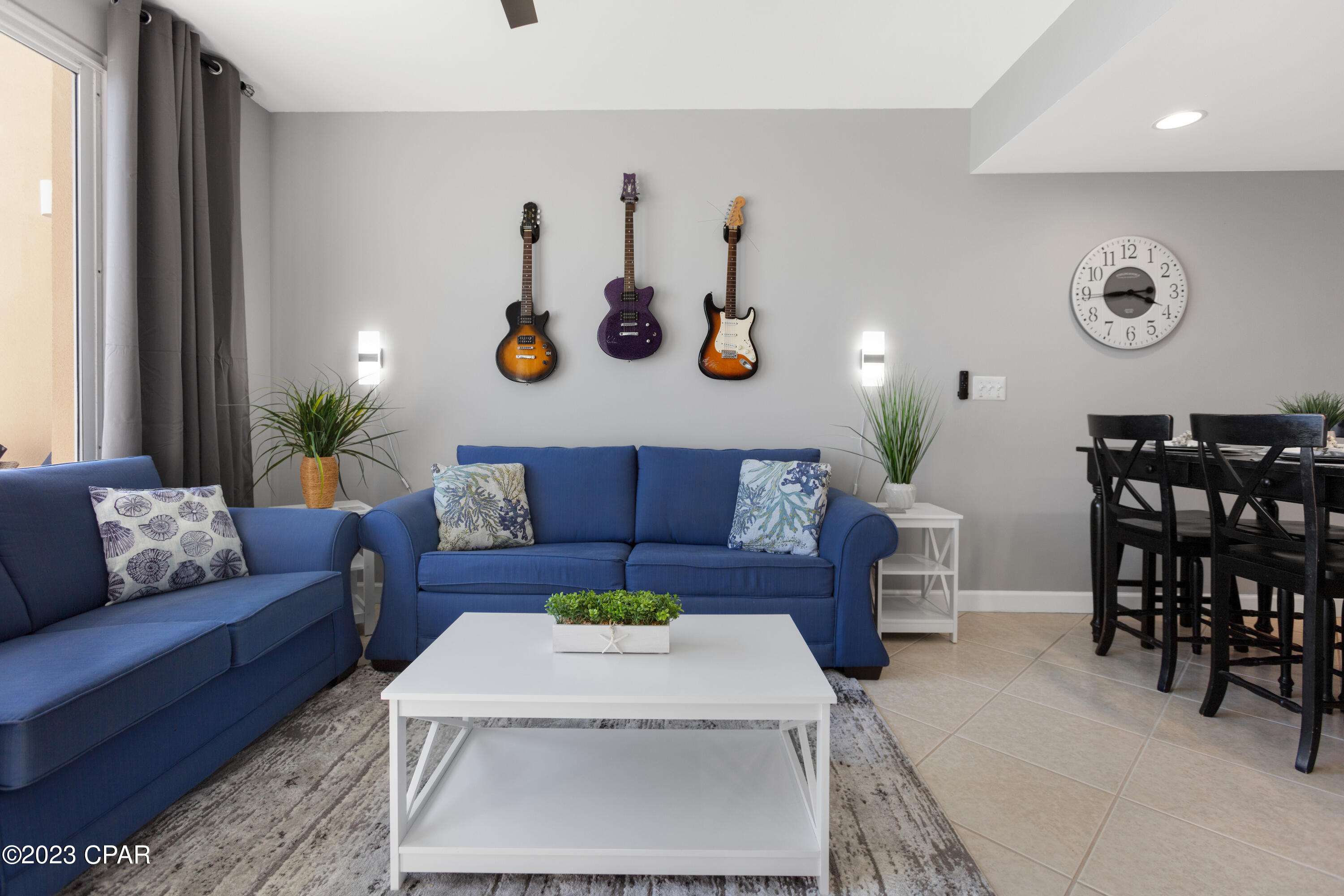 Splash Condo - Residential