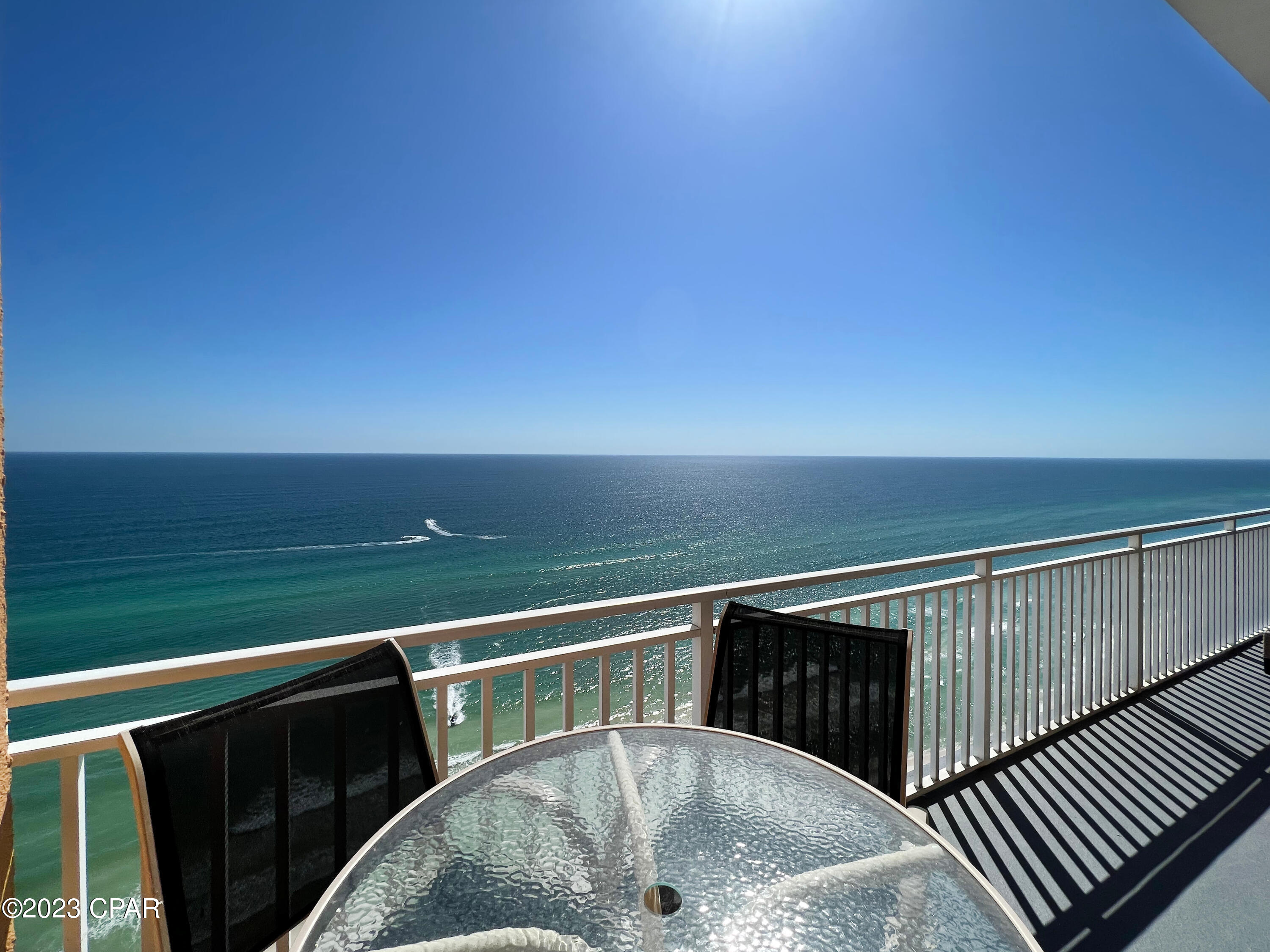 Splash Condo - Residential