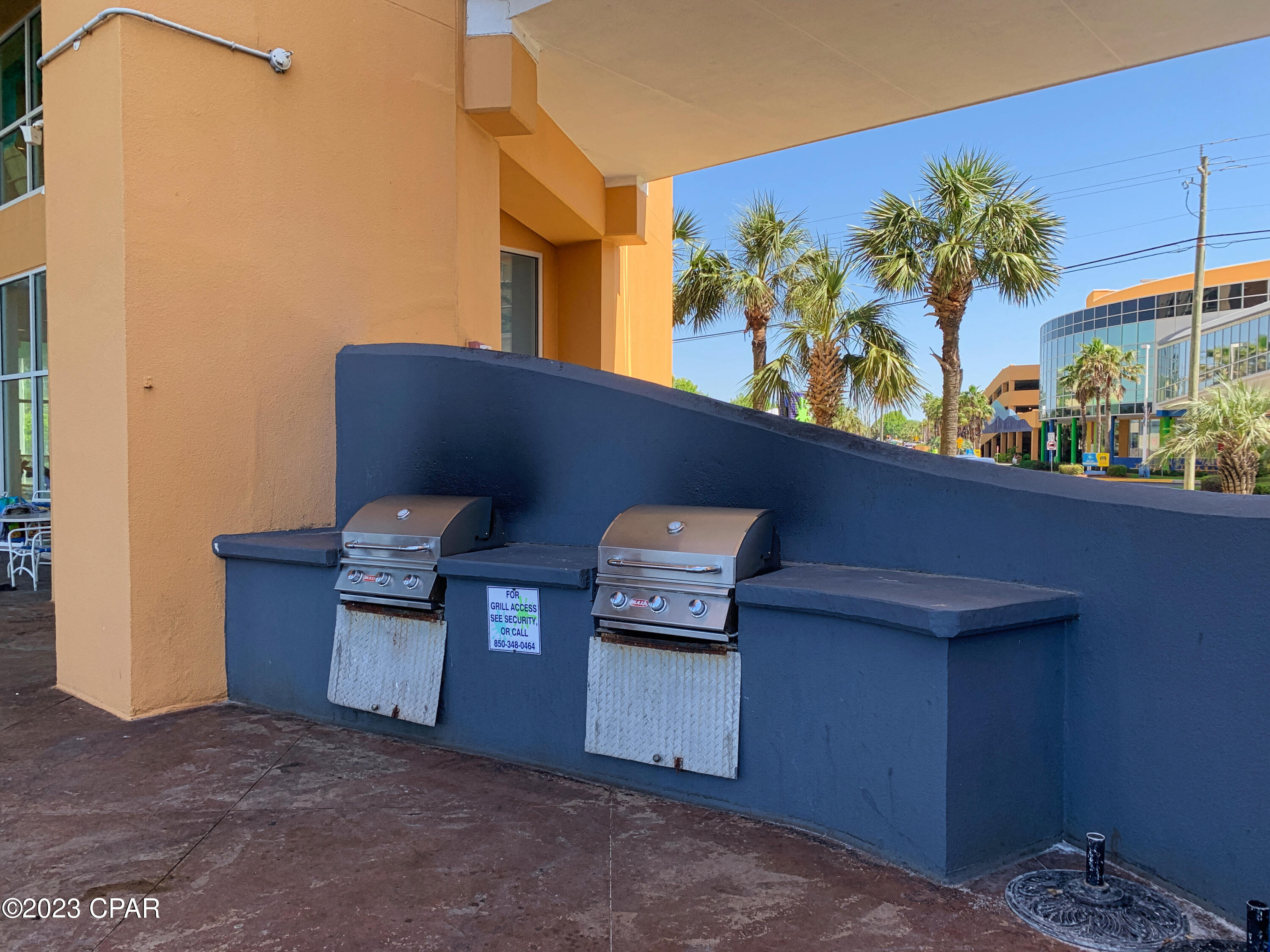 Splash Condo - Residential