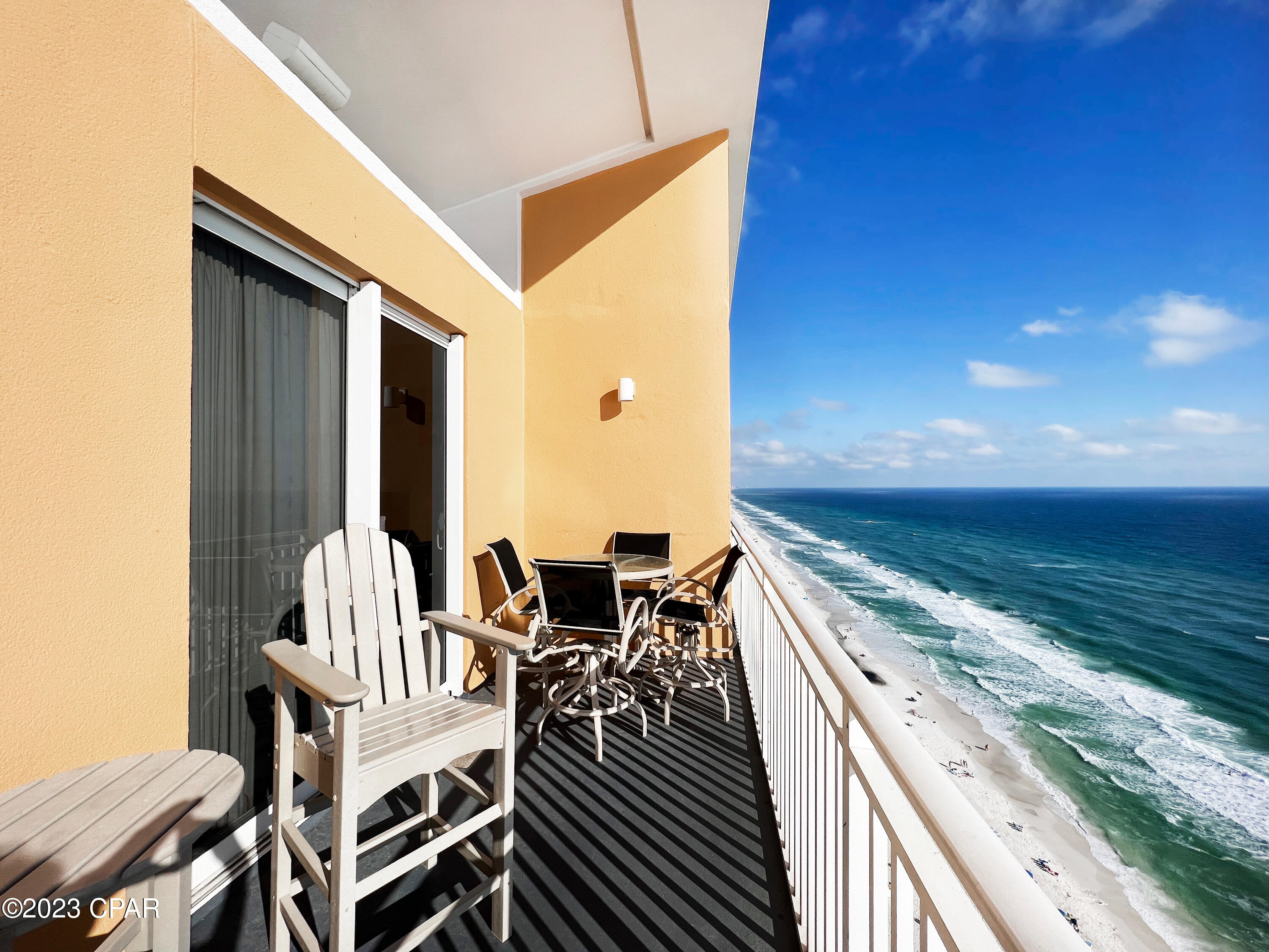 Splash Condo - Residential