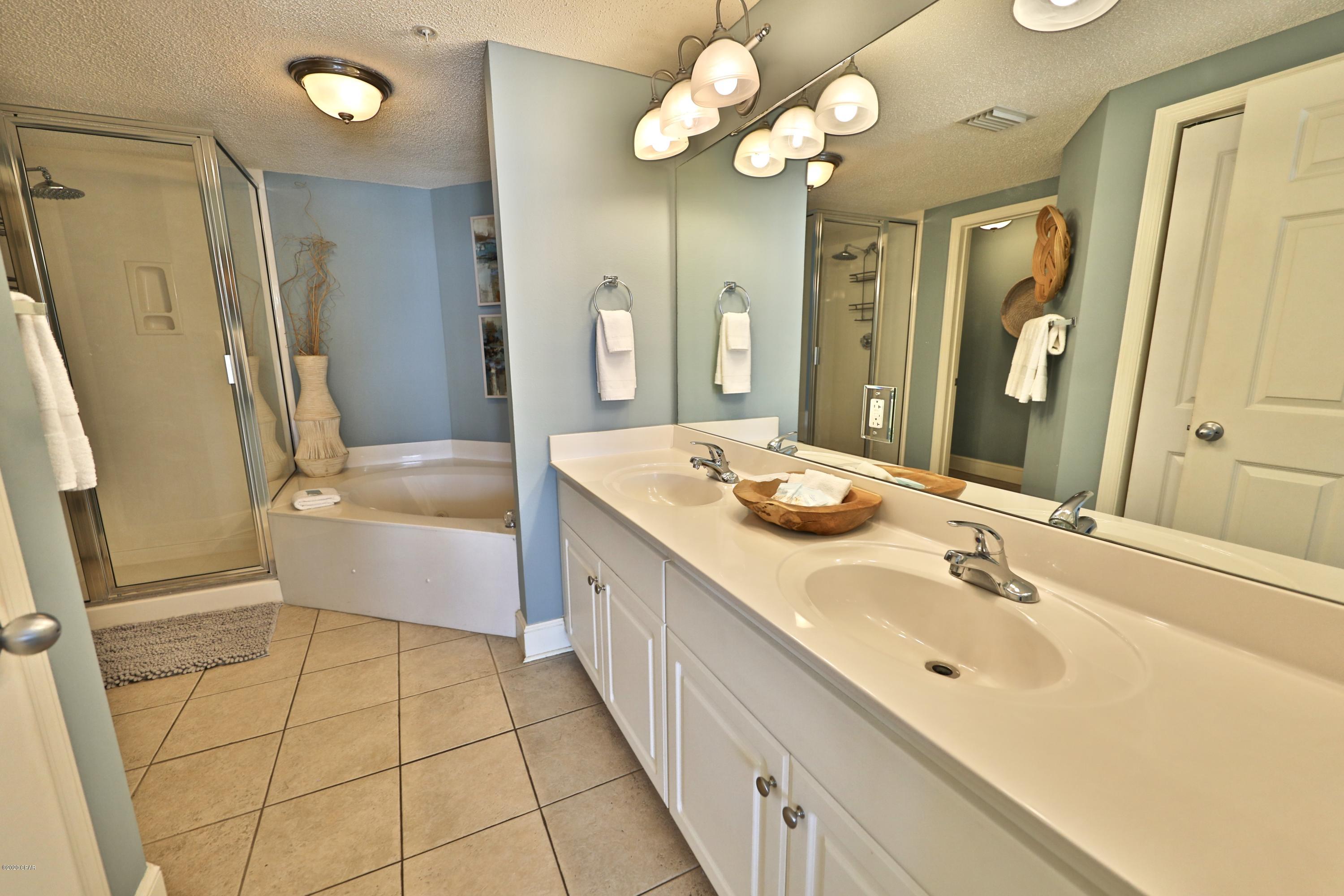 Majestic Beach Tower I - Residential