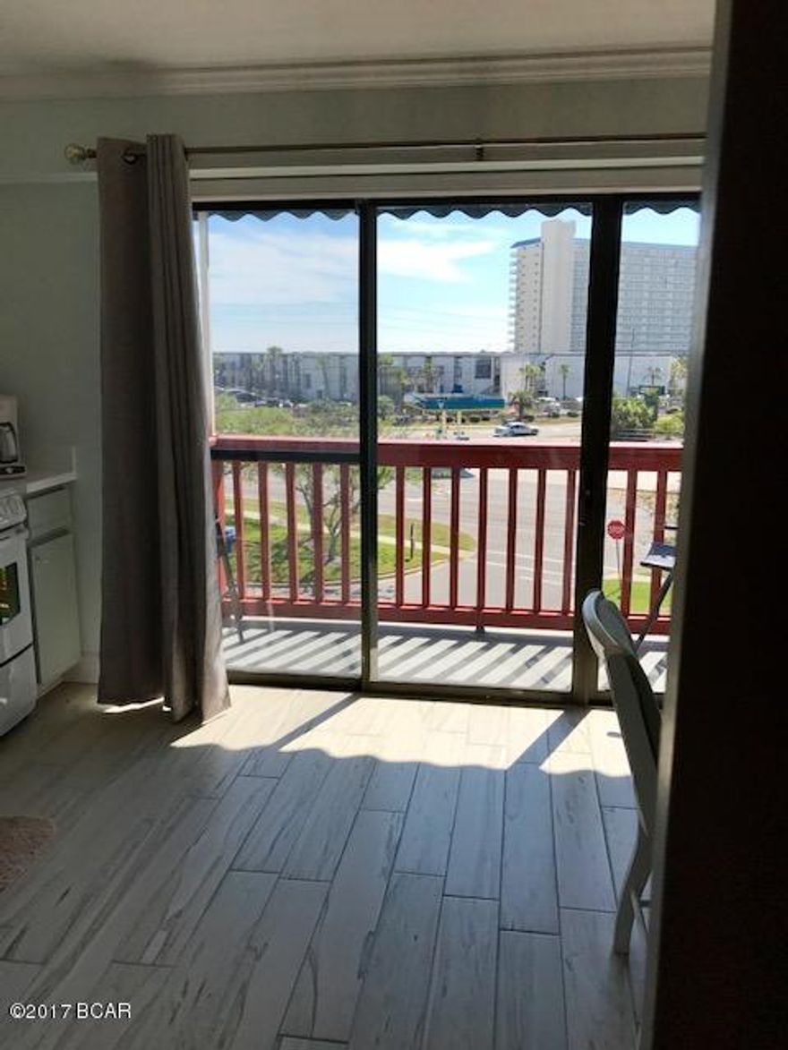 Take a look at this updated unit in a perfectly situated condo right in the middle of everything Panama City Beach has to offer. St. Thomas Square is a gated community offering tennis courts, grills, large pool and deck, fishing dock with boat slips and access to the Gulf of Mexico. St. Thomas Square is a short stroll to the beach, restaurants, family fun amusement parks, nightclubs and is a great rental location, or the perfect beach getaway for your family. Call to see this very nice unit today.