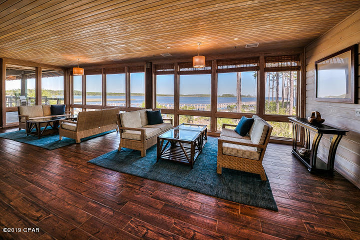 Rivercamps On Crooked Creek - Land