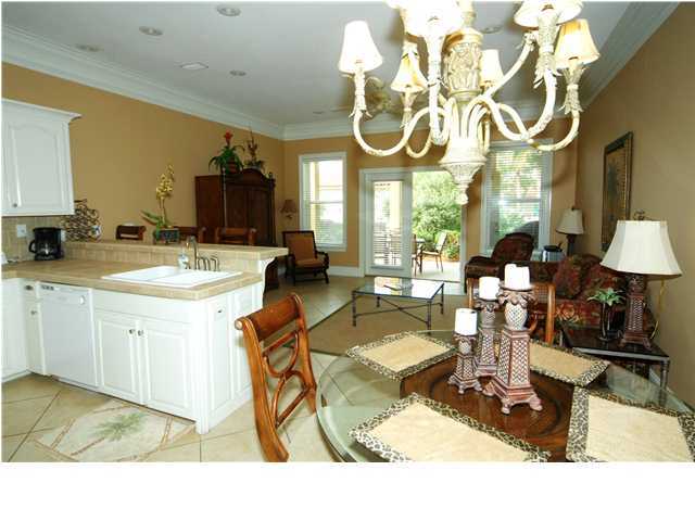 La Valencia Beach Resort - Residential