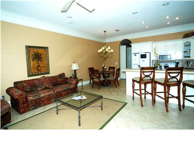 La Valencia Beach Resort - Residential