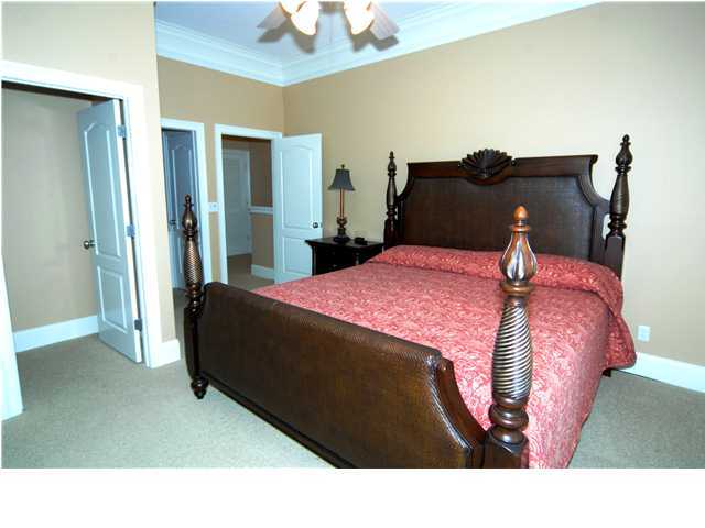 La Valencia Beach Resort - Residential