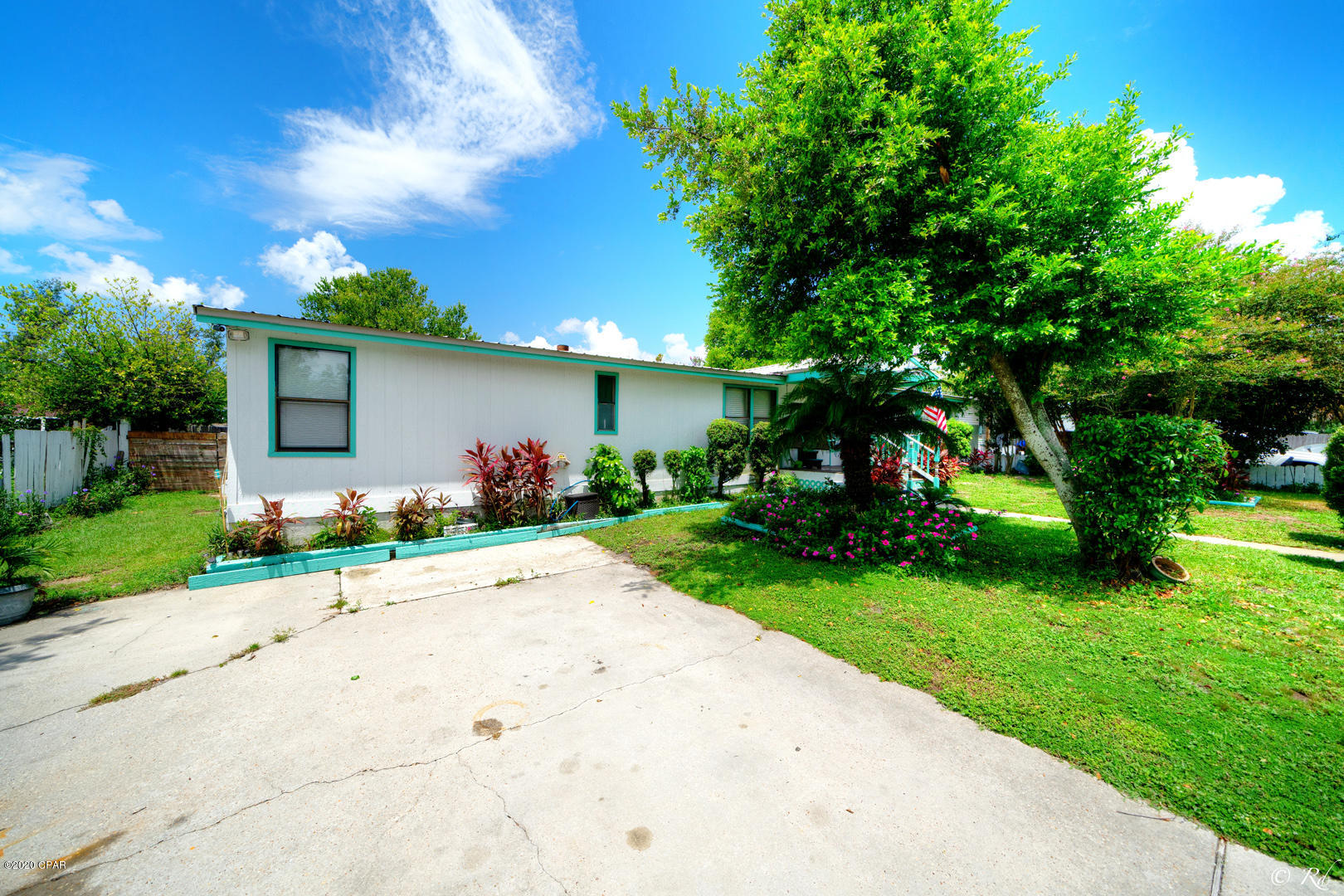 North Lagoon Oaks 7th Add - Residential